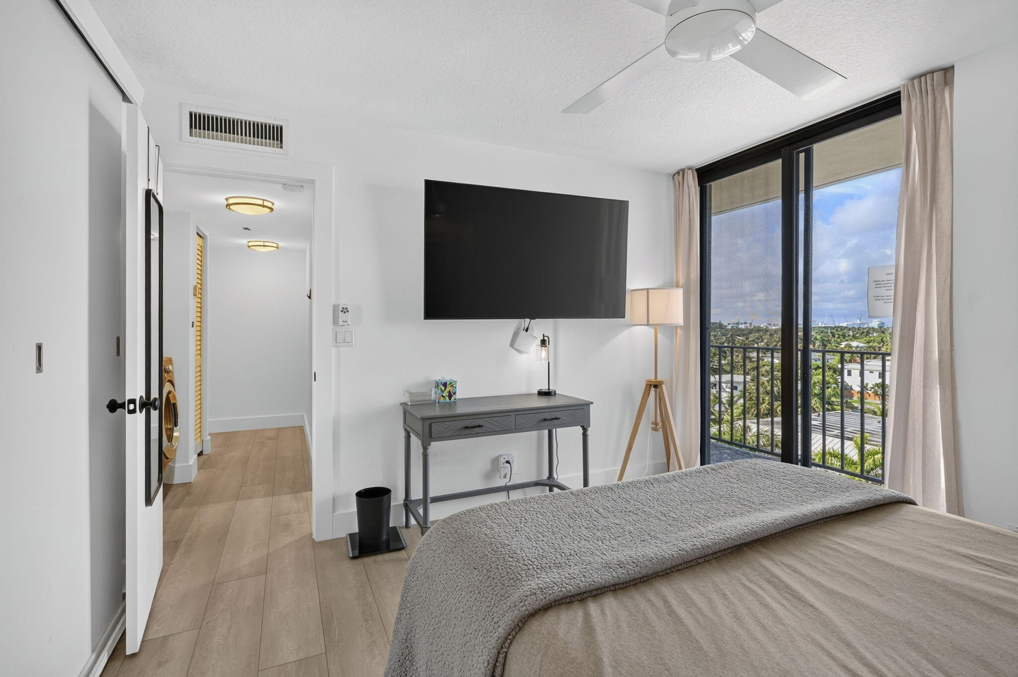 145 S OCEAN #719, Palm Beach Shores FL 33404