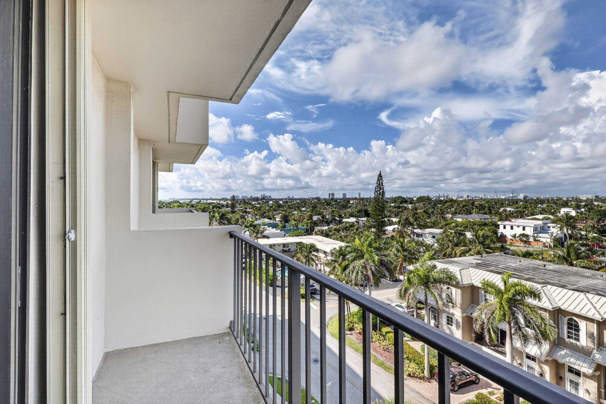 145 S OCEAN #719, Palm Beach Shores FL 33404
