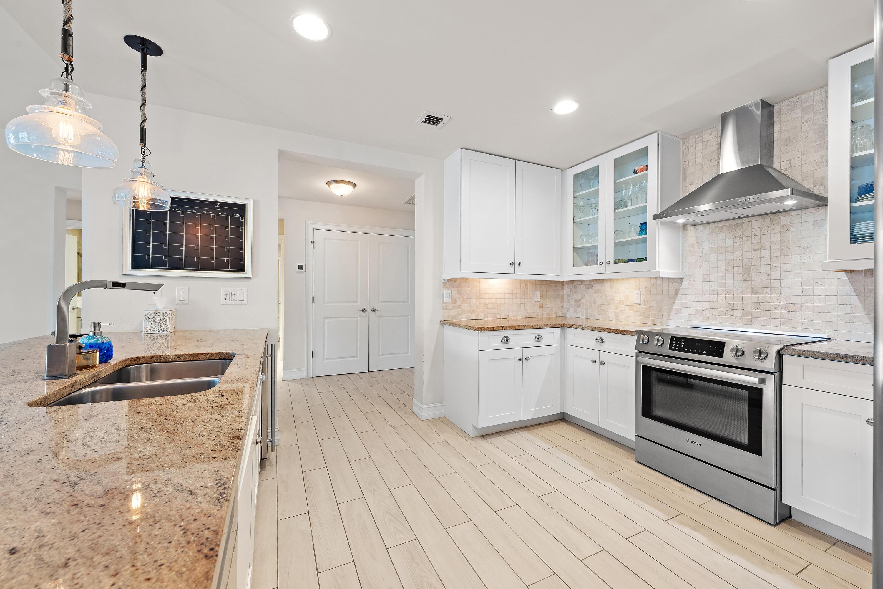 432 Bay Colony, Juno Beach FL 33408
