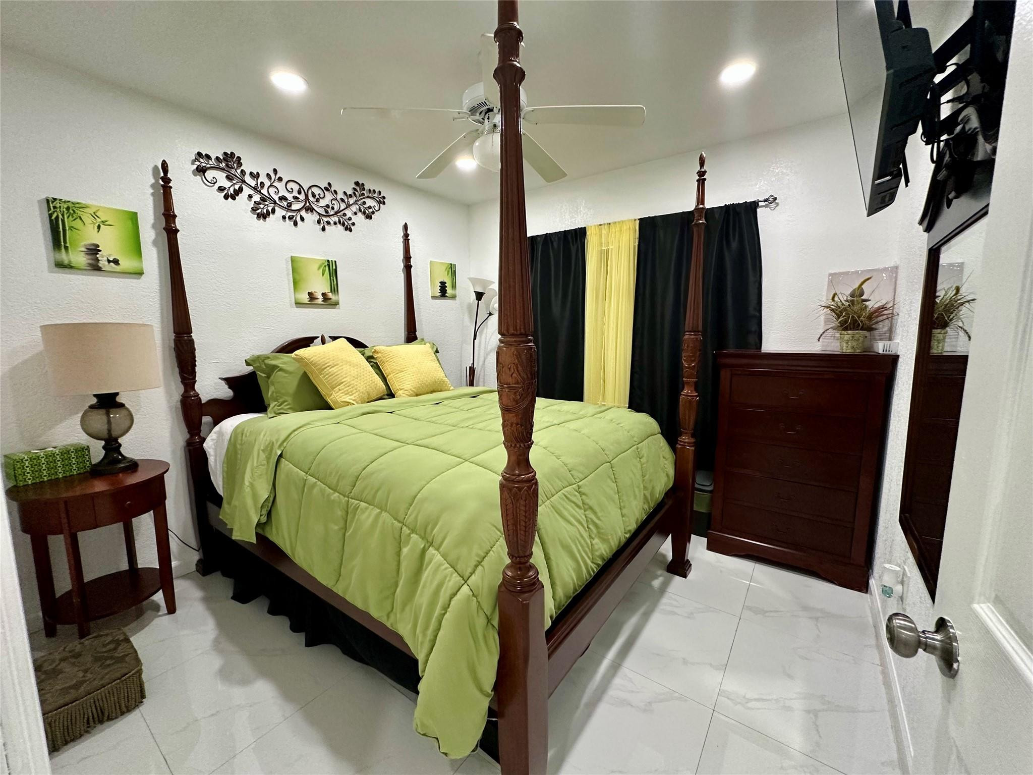 3041 NW 185TH, Miami Gardens FL 33056