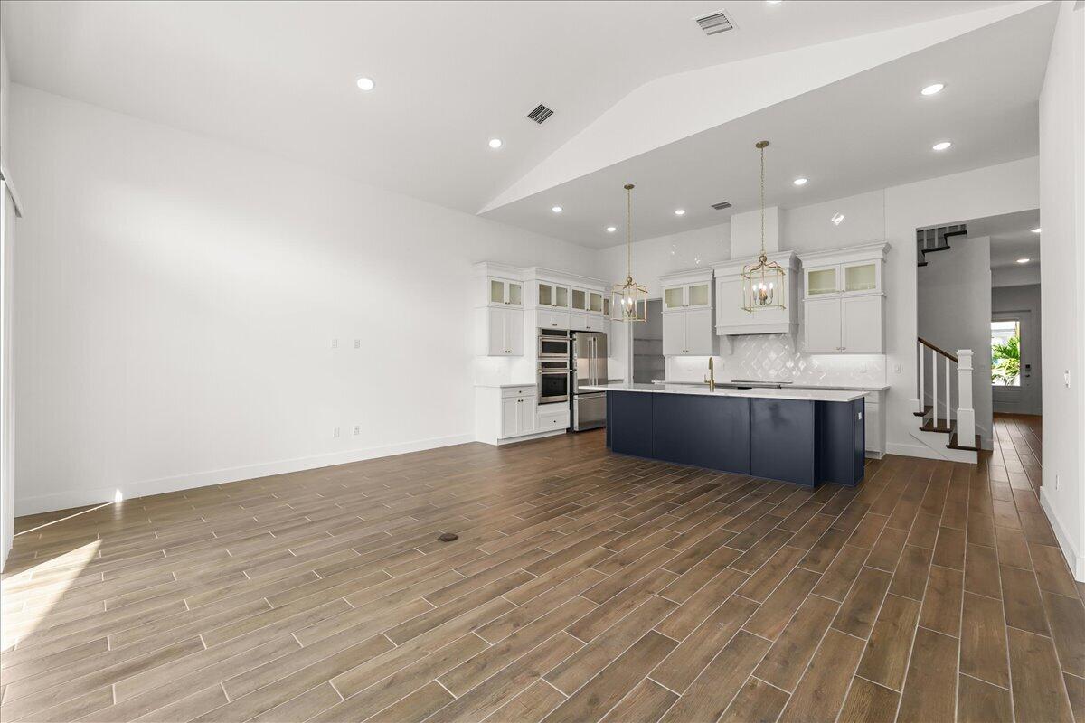 146 Parkside, Royal Palm Beach FL 33414