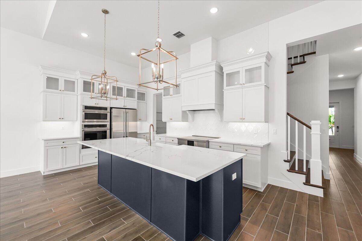 146 Parkside, Royal Palm Beach FL 33414