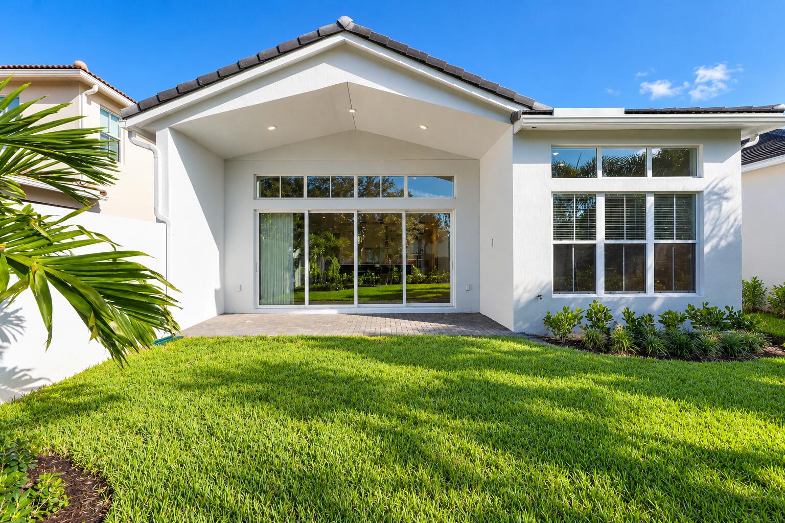 146 Parkside, Royal Palm Beach FL 33414