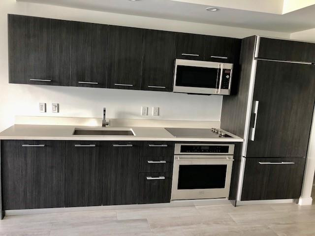 45 SW 9th #3509, Miami FL 33130
