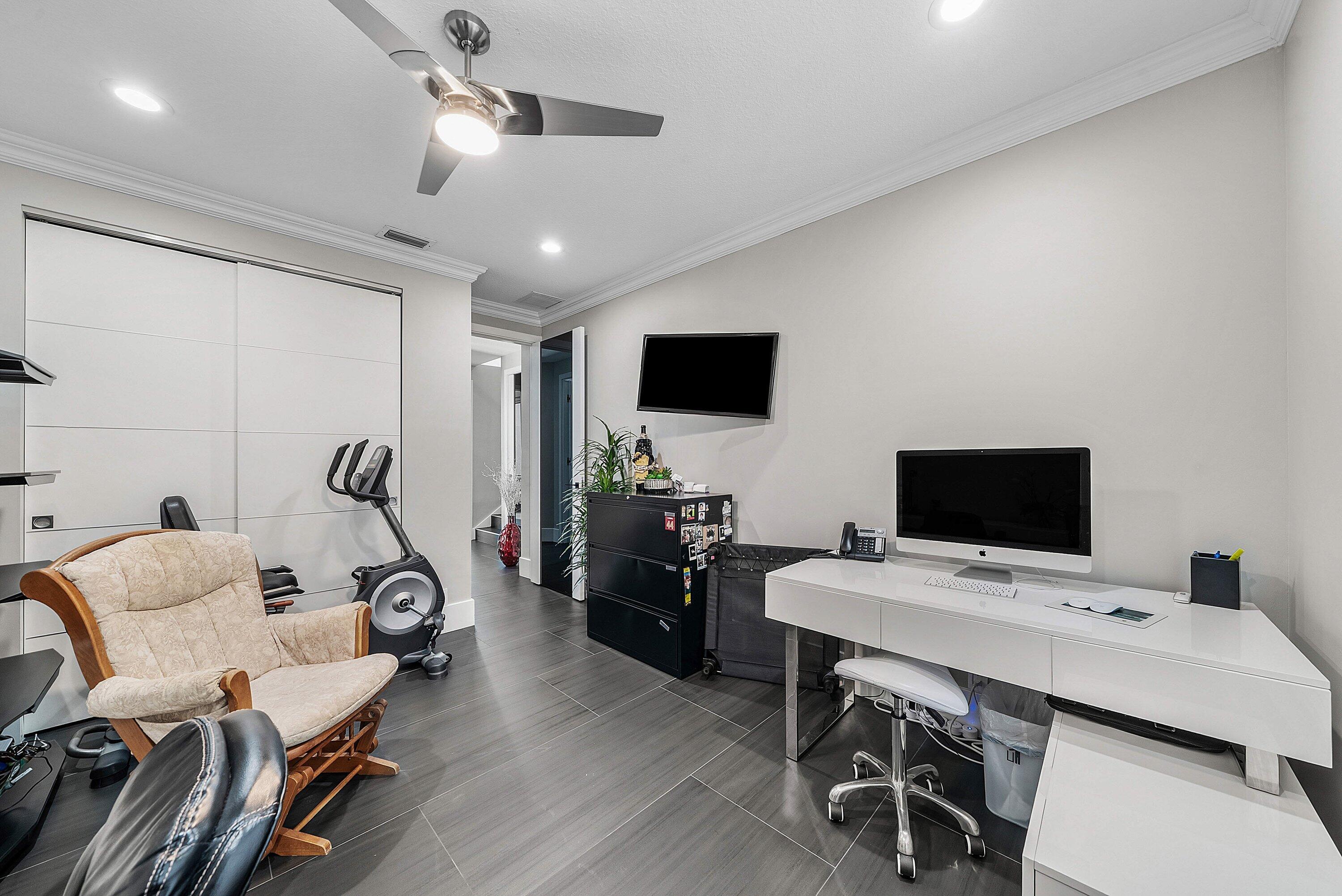 3760 NW 52ND, Boca Raton FL 33496