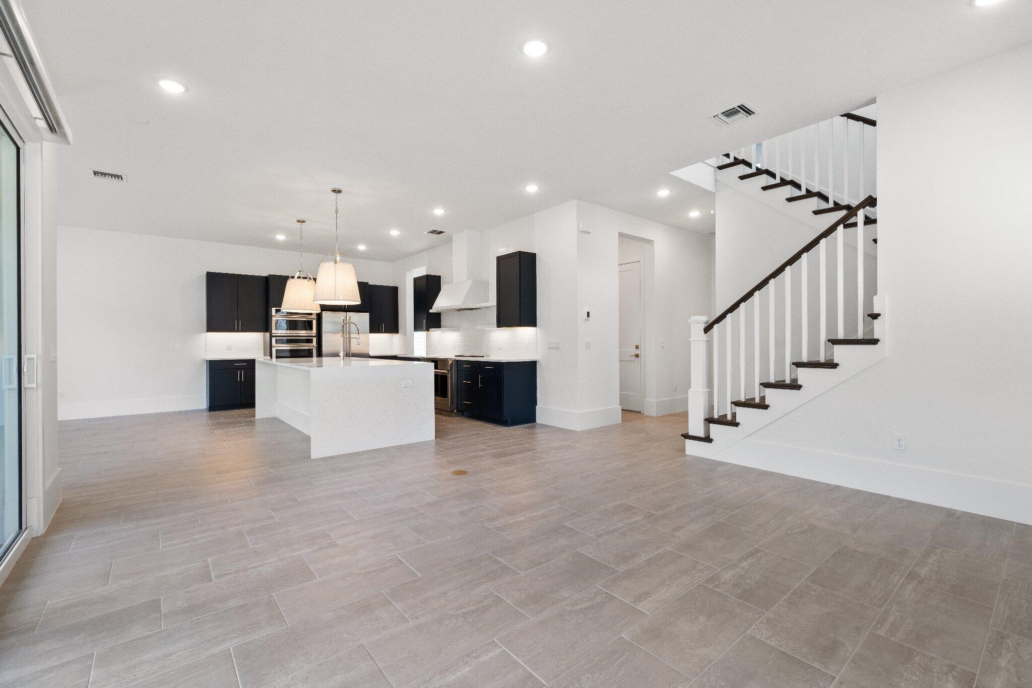138 Parkside, Royal Palm Beach FL 33414