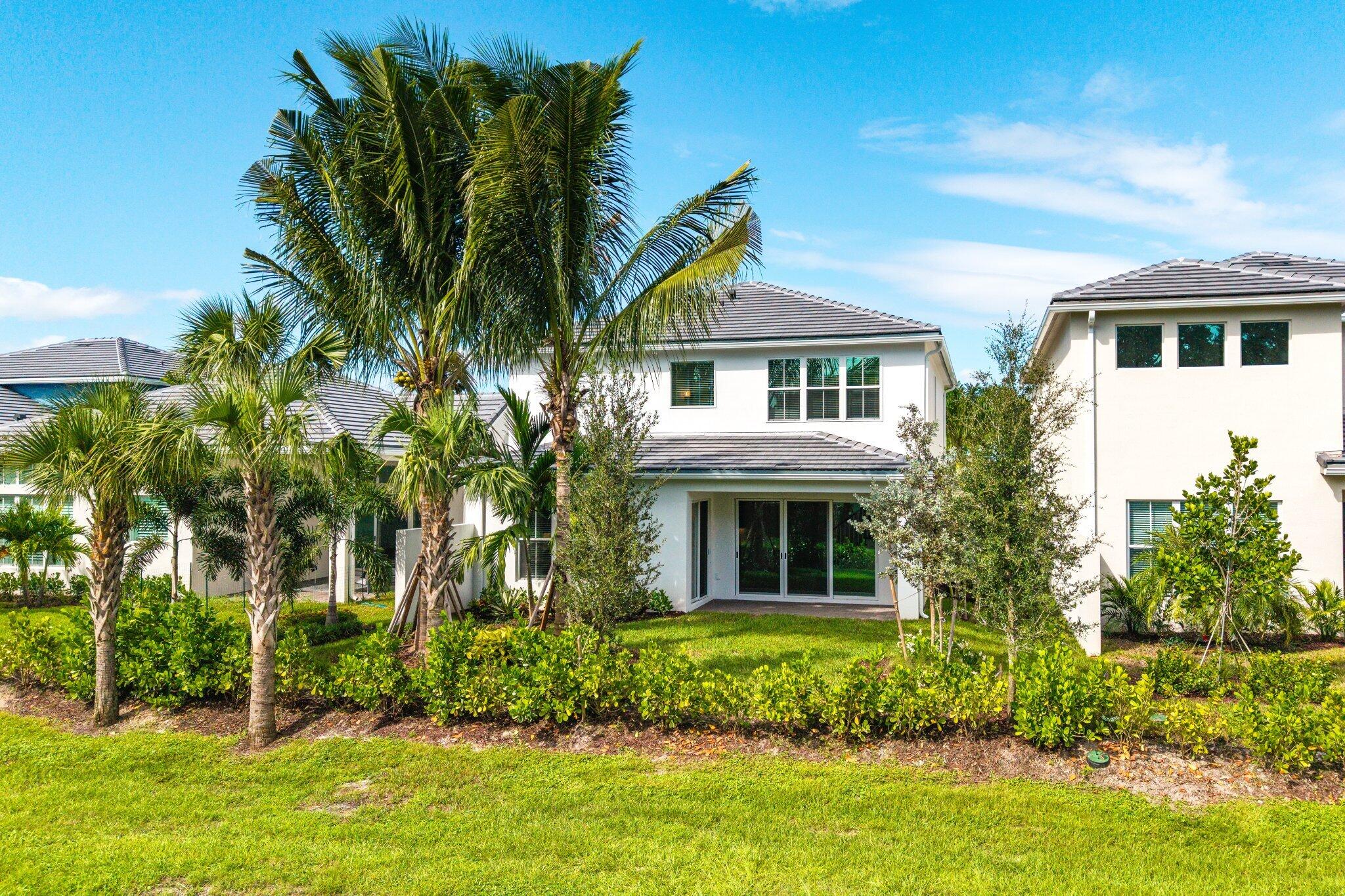 138 Parkside, Royal Palm Beach FL 33414