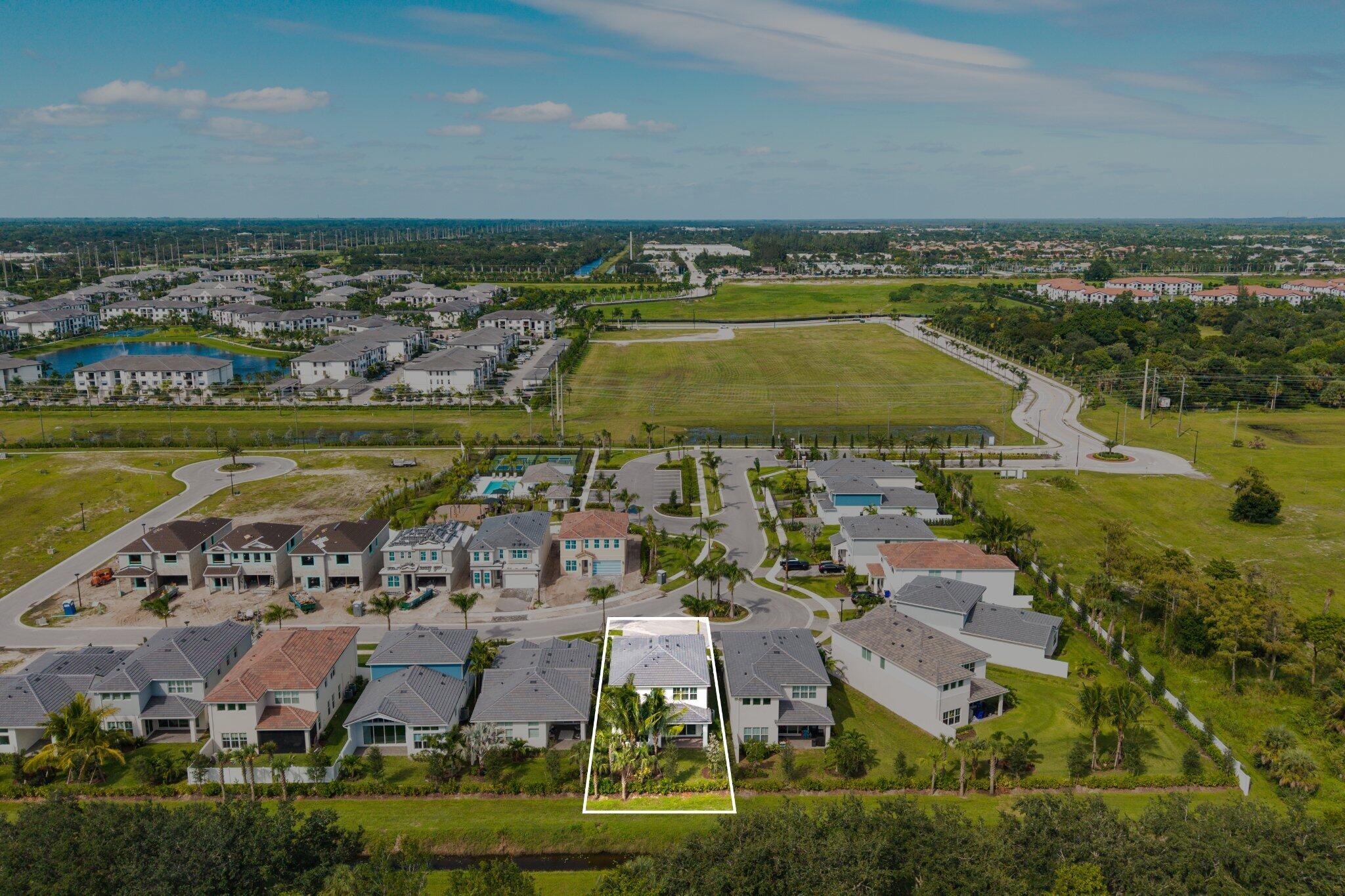 138 Parkside, Royal Palm Beach FL 33414