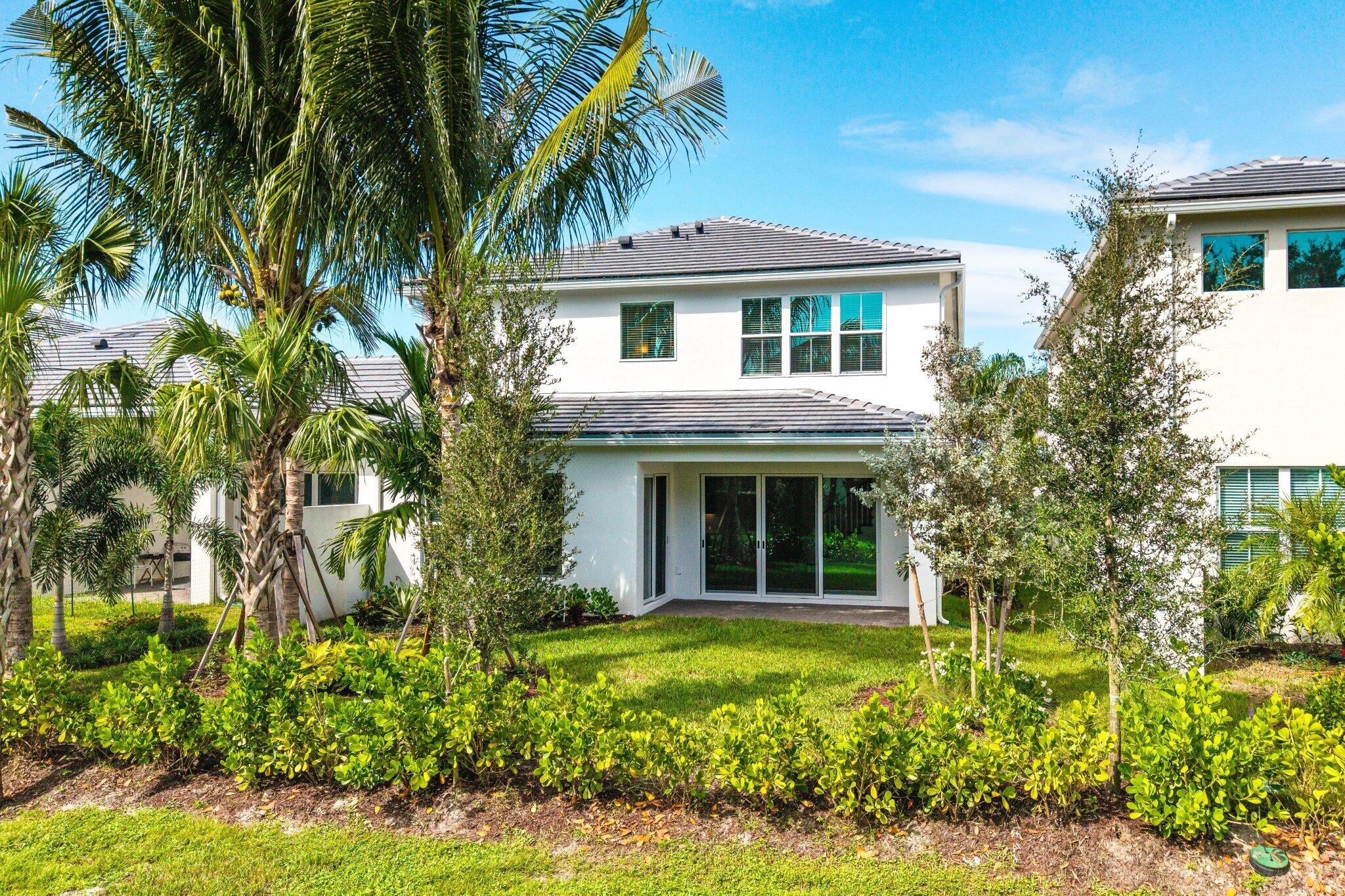 138 Parkside, Royal Palm Beach FL 33414