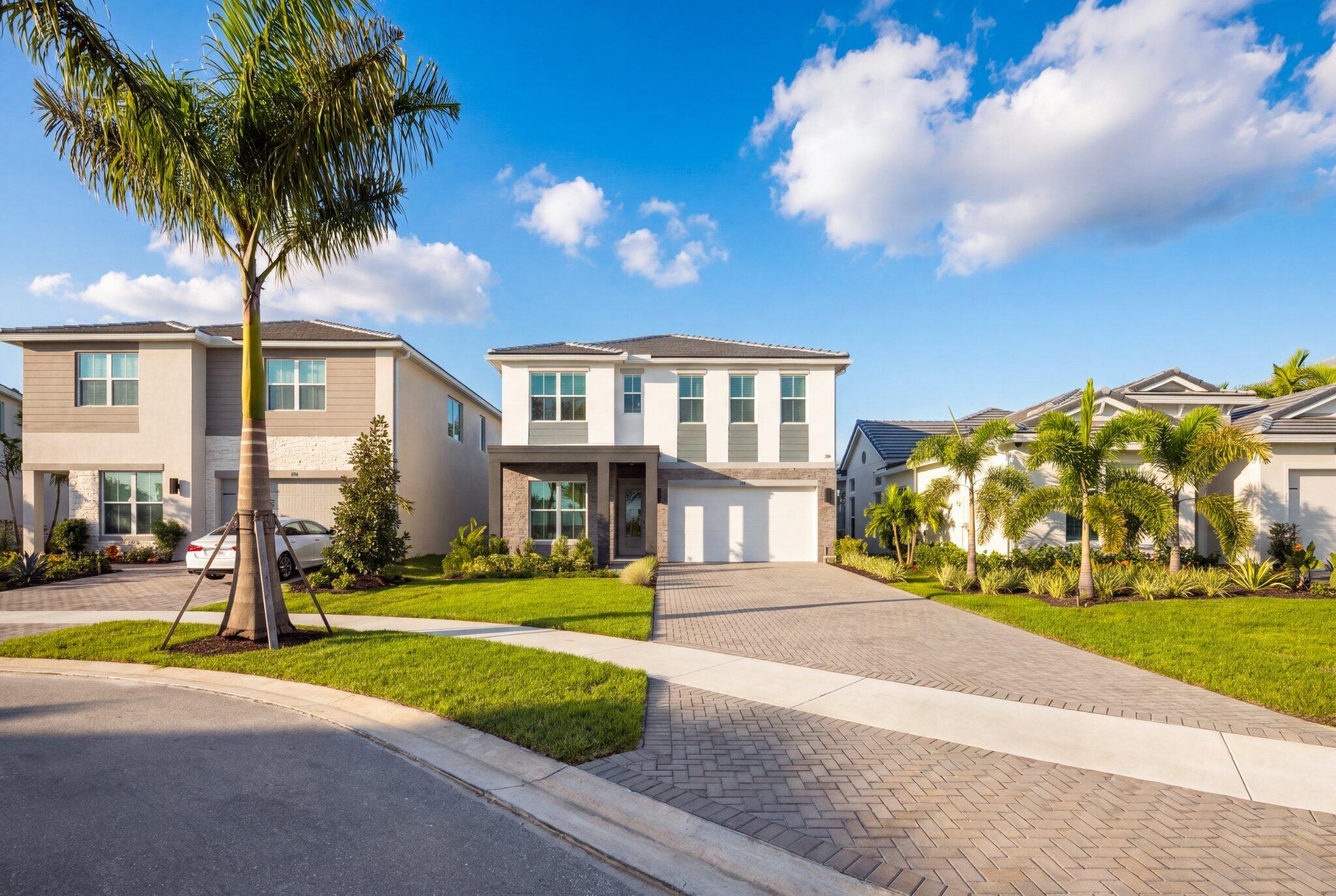 138 Parkside, Royal Palm Beach FL 33414
