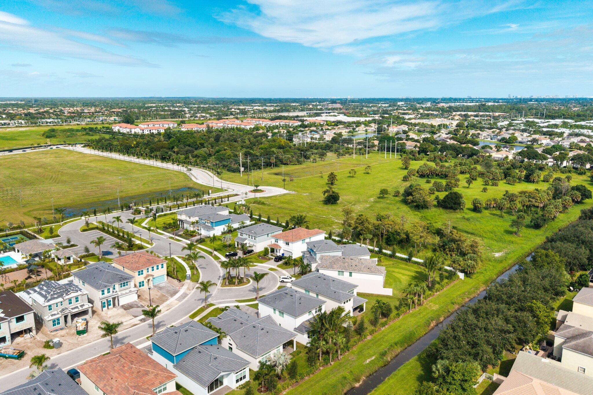138 Parkside, Royal Palm Beach FL 33414