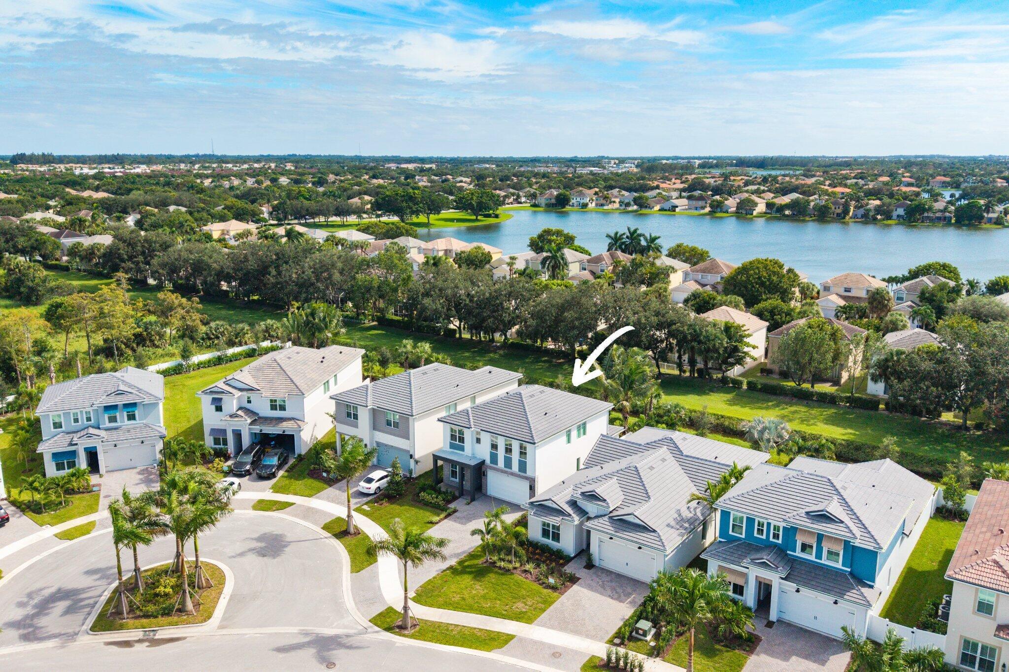 138 Parkside, Royal Palm Beach FL 33414