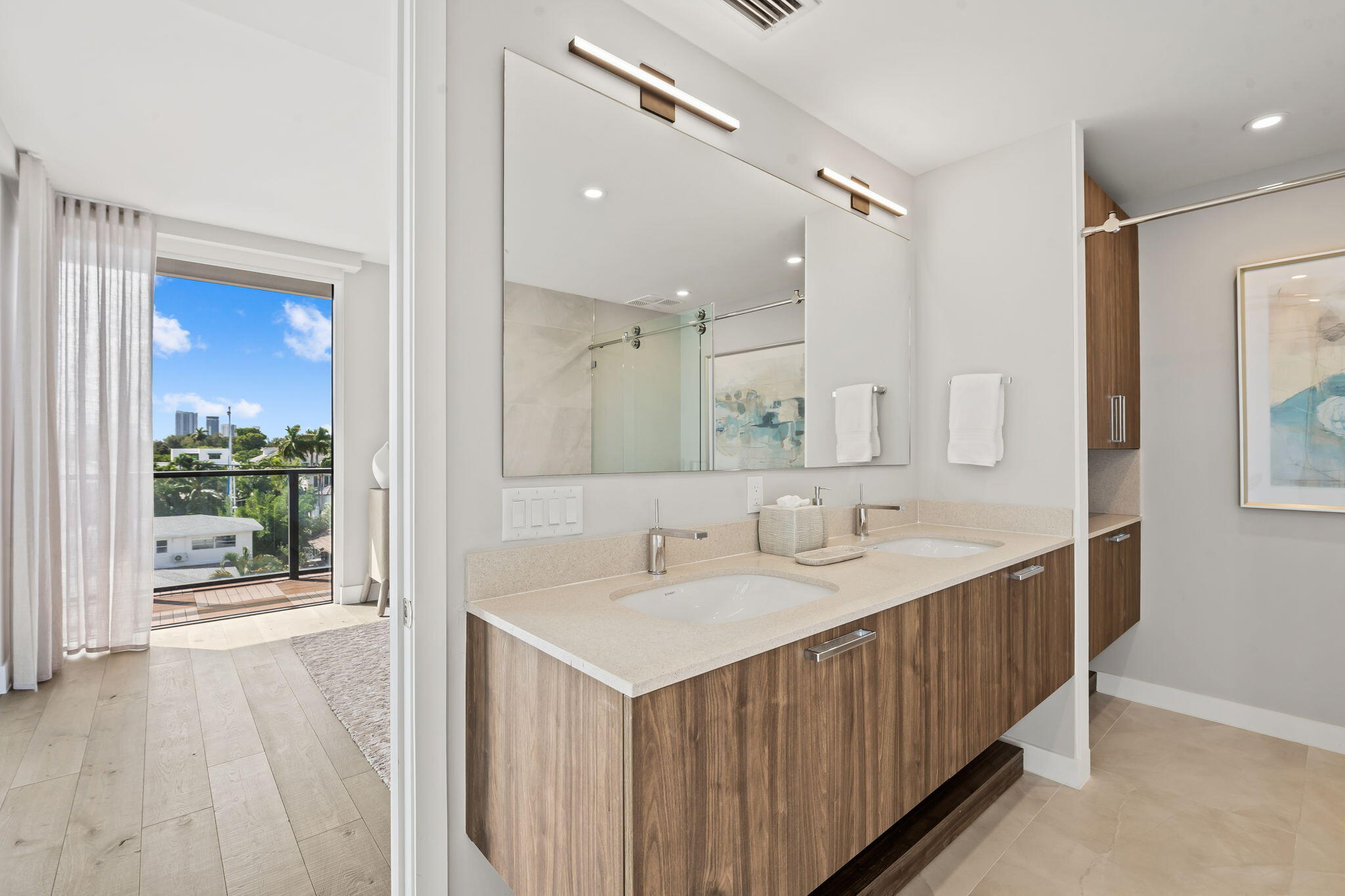 124 HENDRICKS #PH401, Fort Lauderdale FL 33301