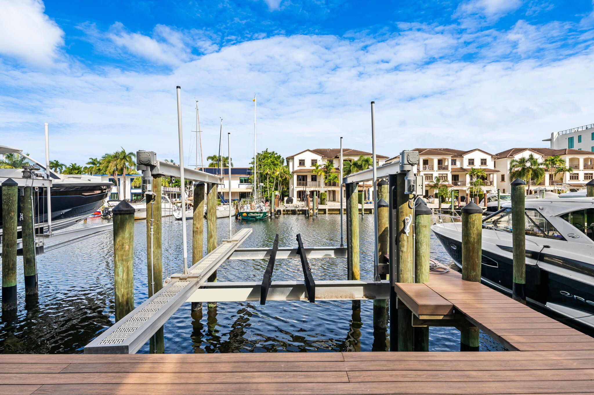 124 HENDRICKS #PH401, Fort Lauderdale FL 33301