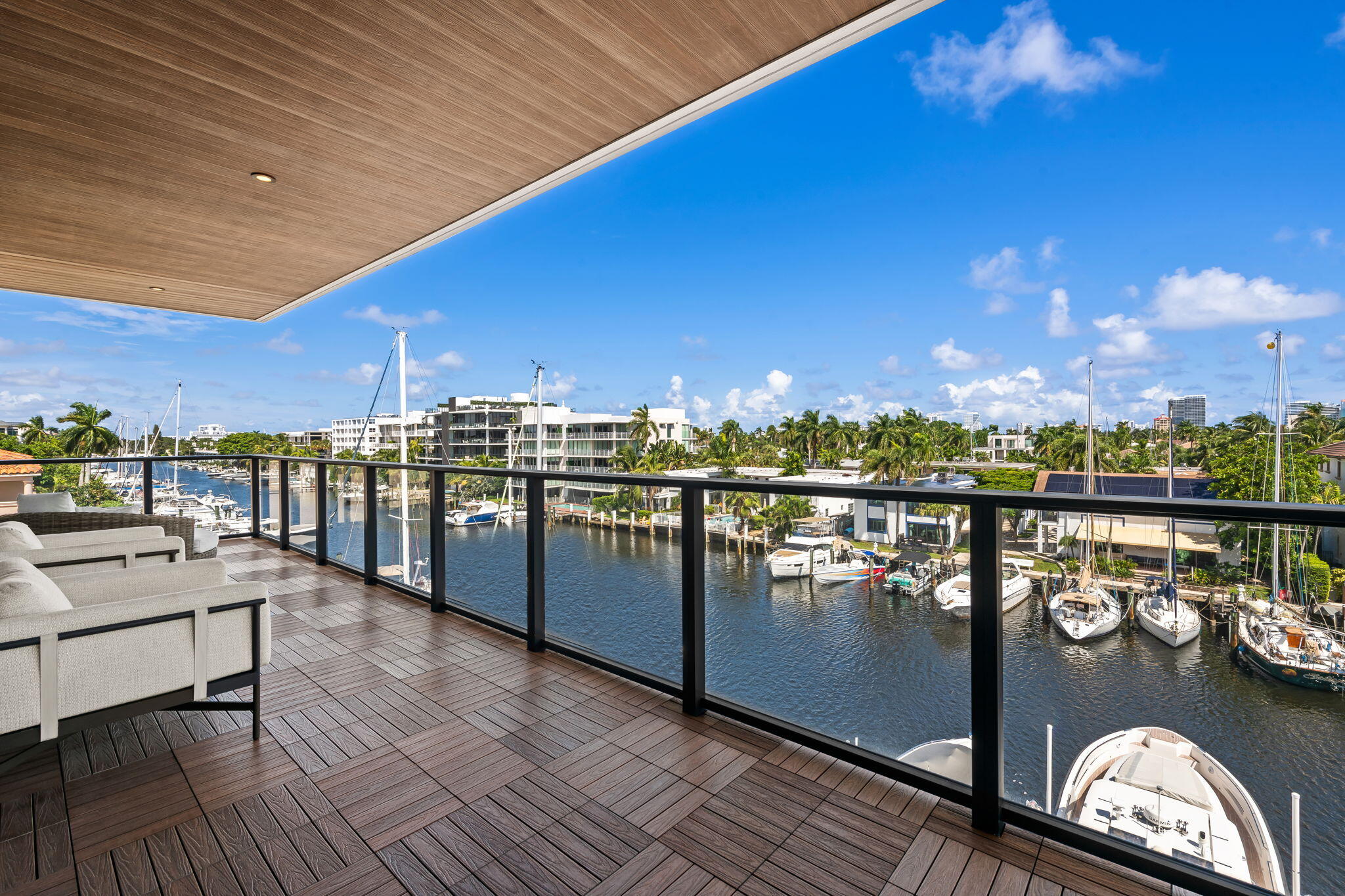 124 HENDRICKS #PH401, Fort Lauderdale FL 33301