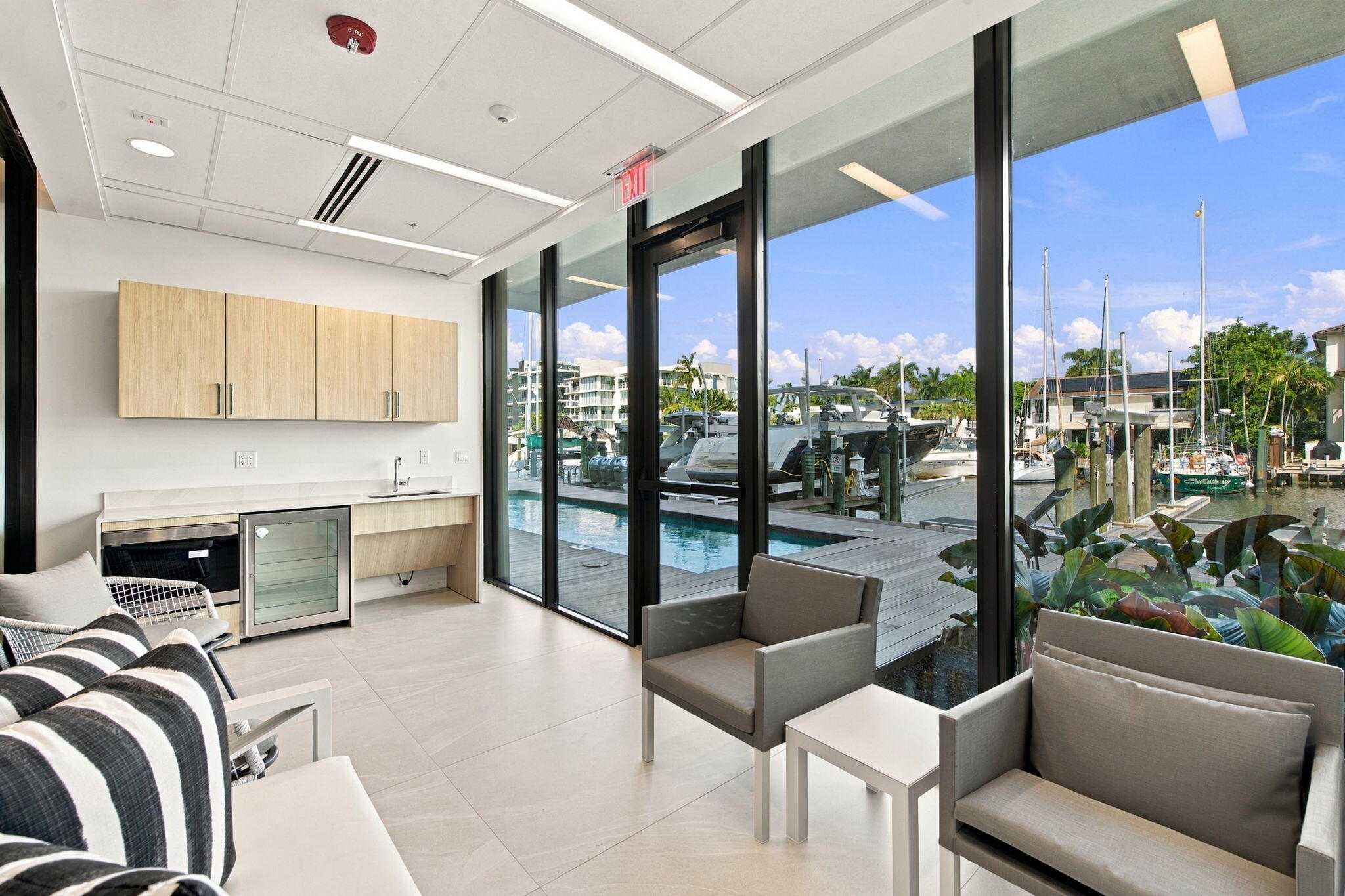 124 HENDRICKS #PH401, Fort Lauderdale FL 33301