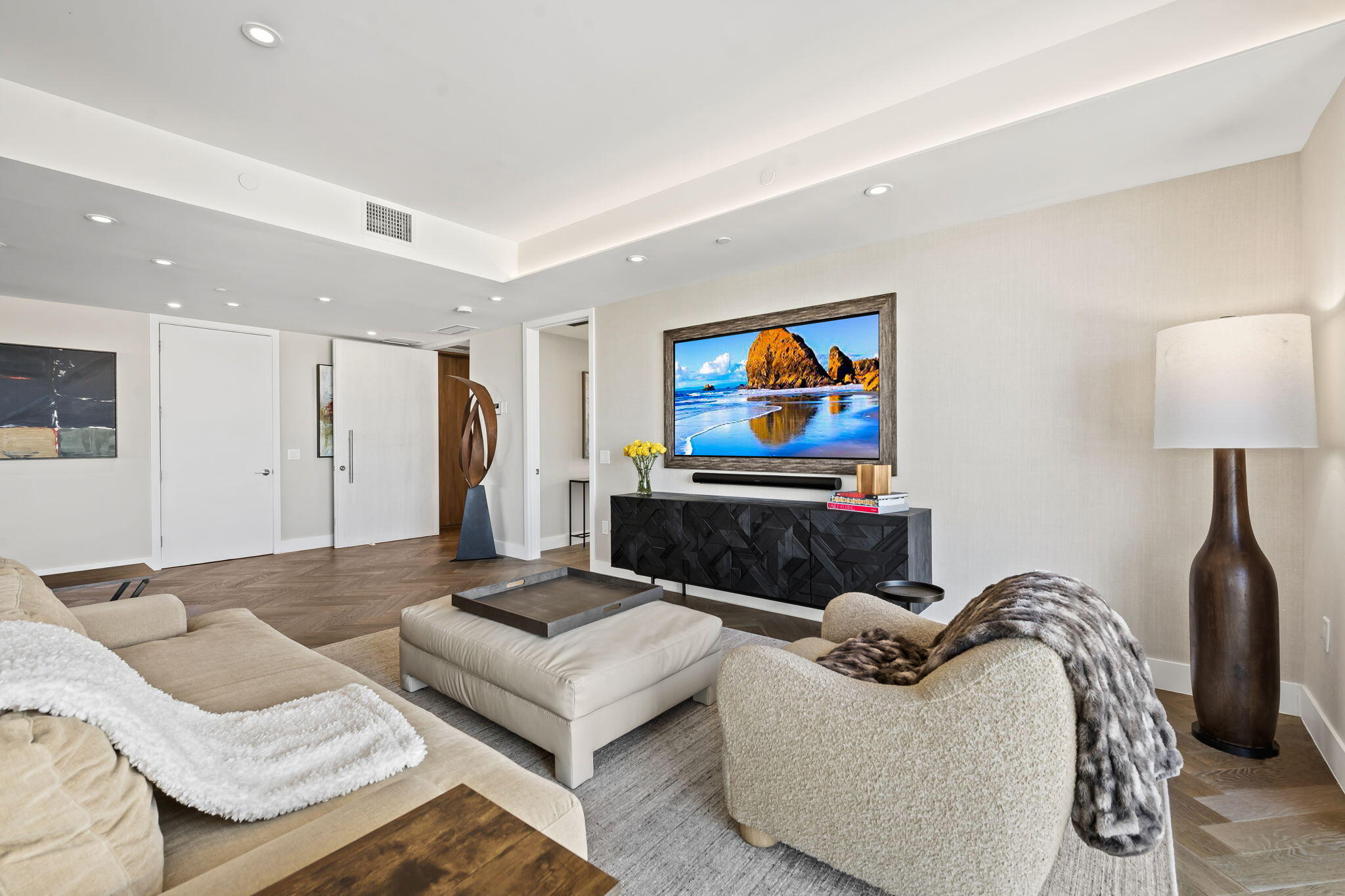 124 HENDRICKS #PH401, Fort Lauderdale FL 33301