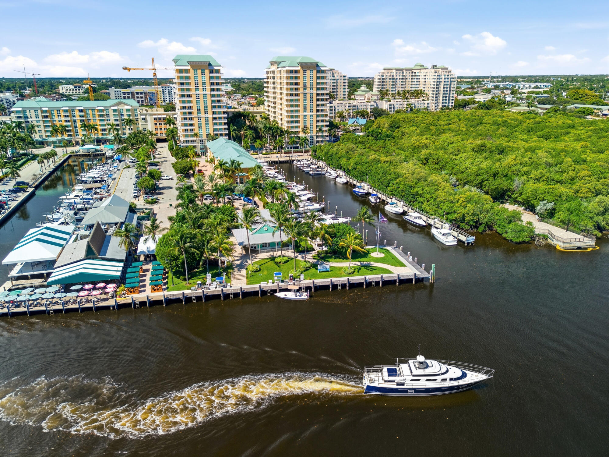 700 E Boynton Beach, Boynton Beach FL 33435