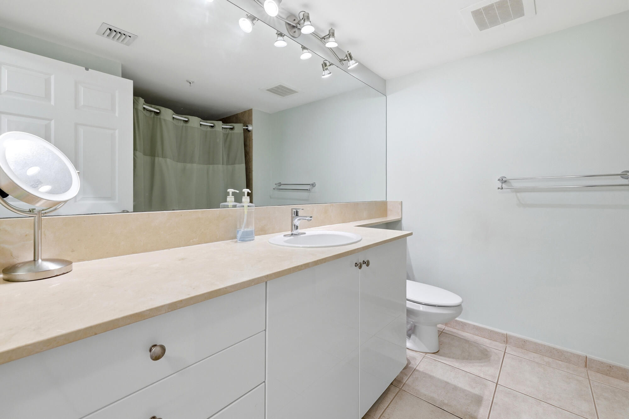 700 E Boynton Beach, Boynton Beach FL 33435