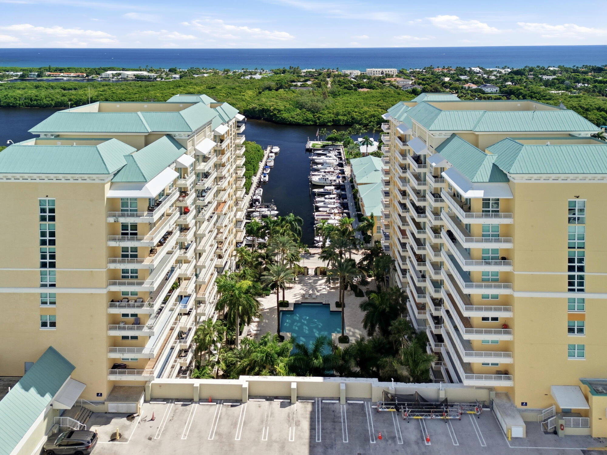 700 E Boynton Beach, Boynton Beach FL 33435