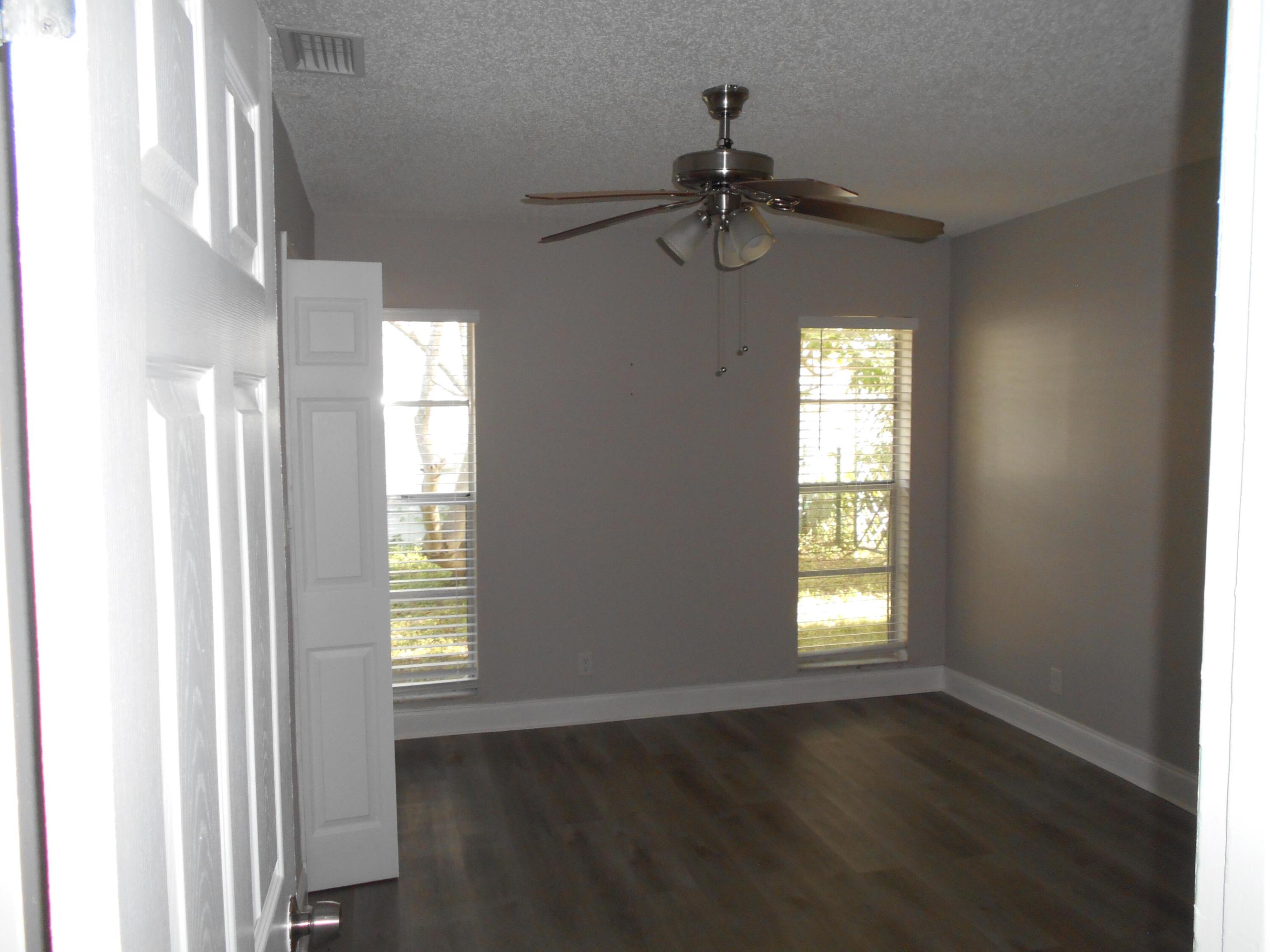 827 NW 87TH, Coral Springs FL 33071