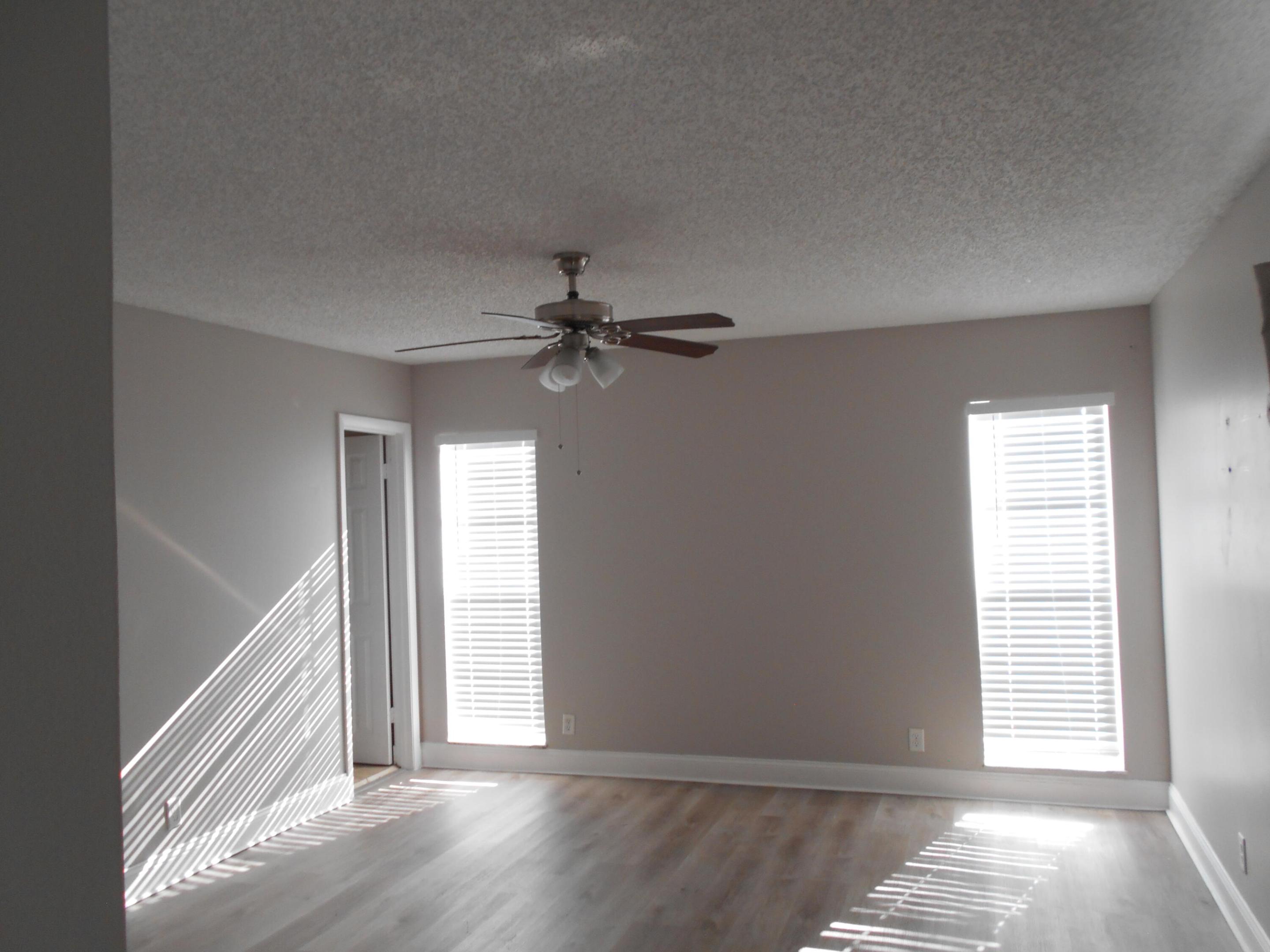 827 NW 87TH, Coral Springs FL 33071