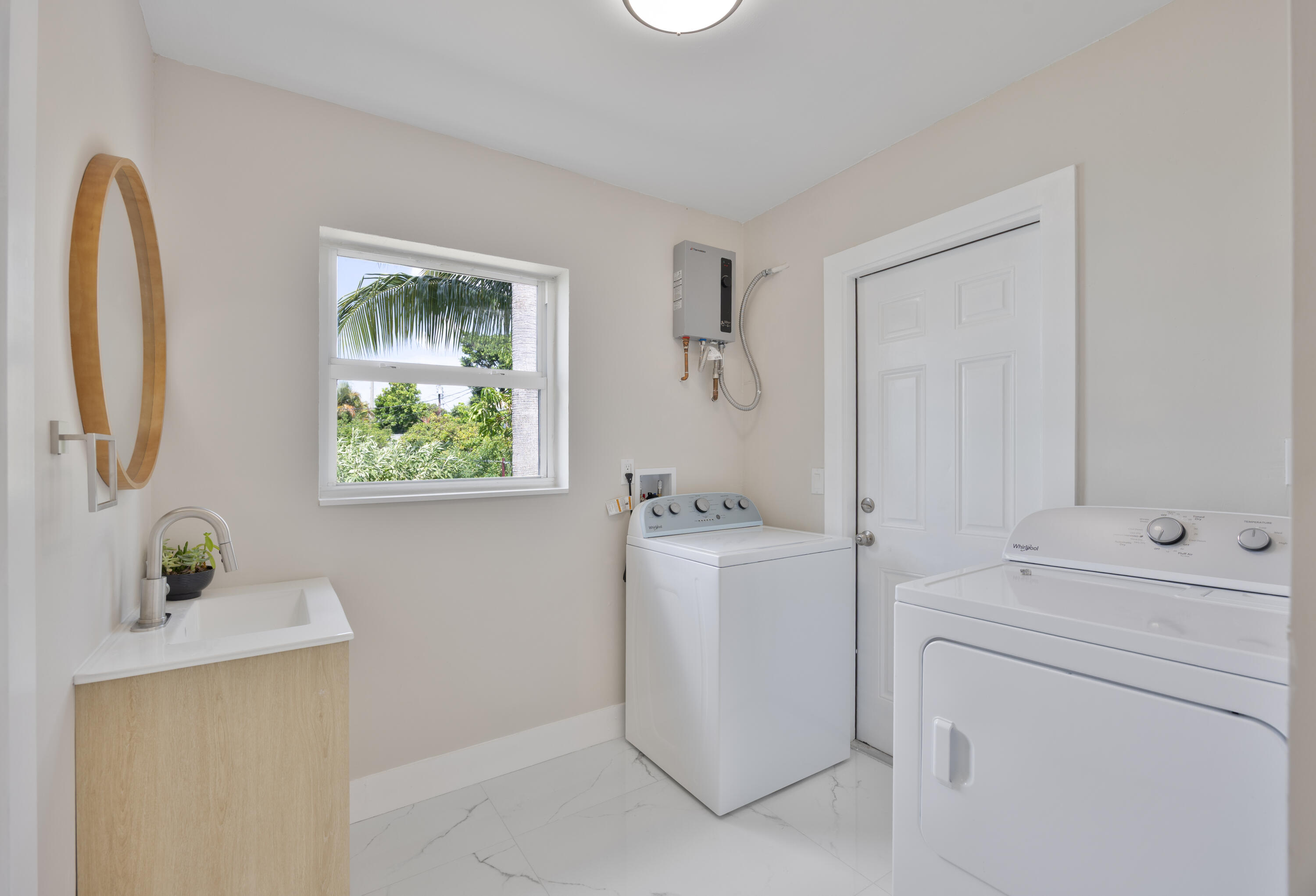 215 Evergreen, Lake Park FL 33403