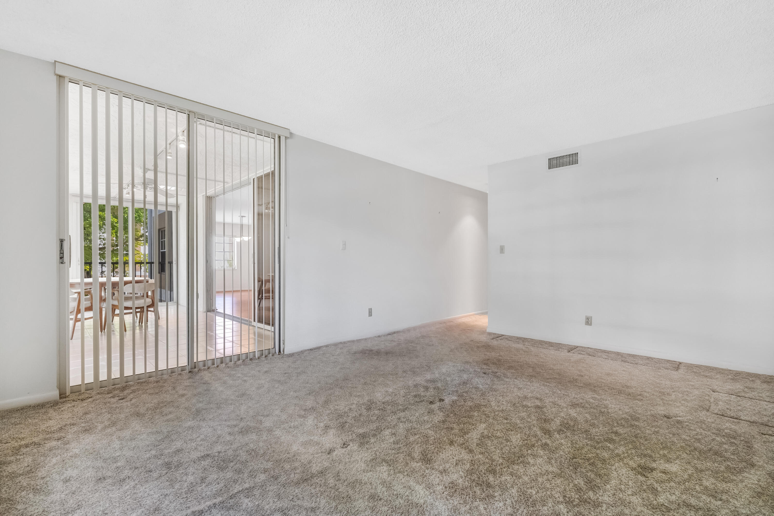7370 Orangewood ##208, Boca Raton FL 33433