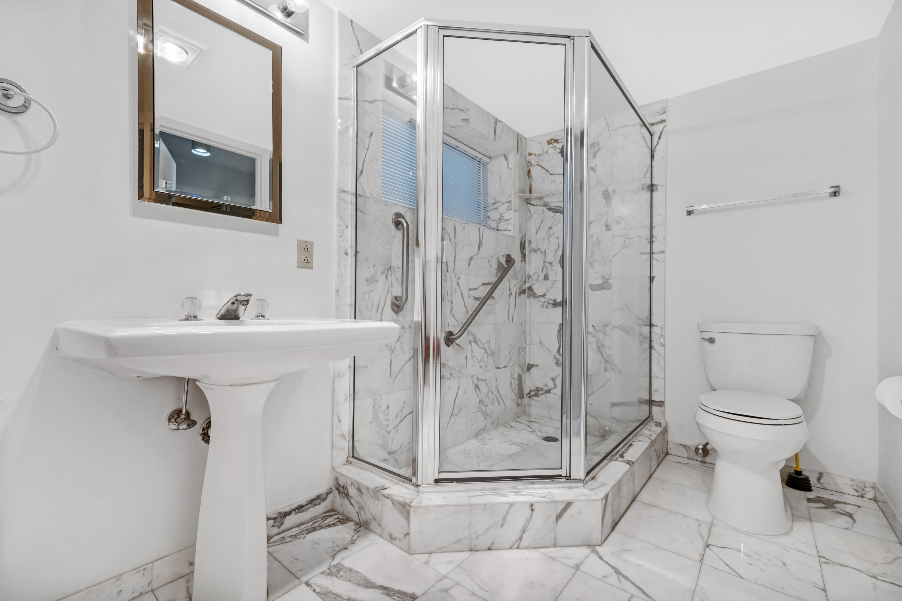 7370 Orangewood ##208, Boca Raton FL 33433