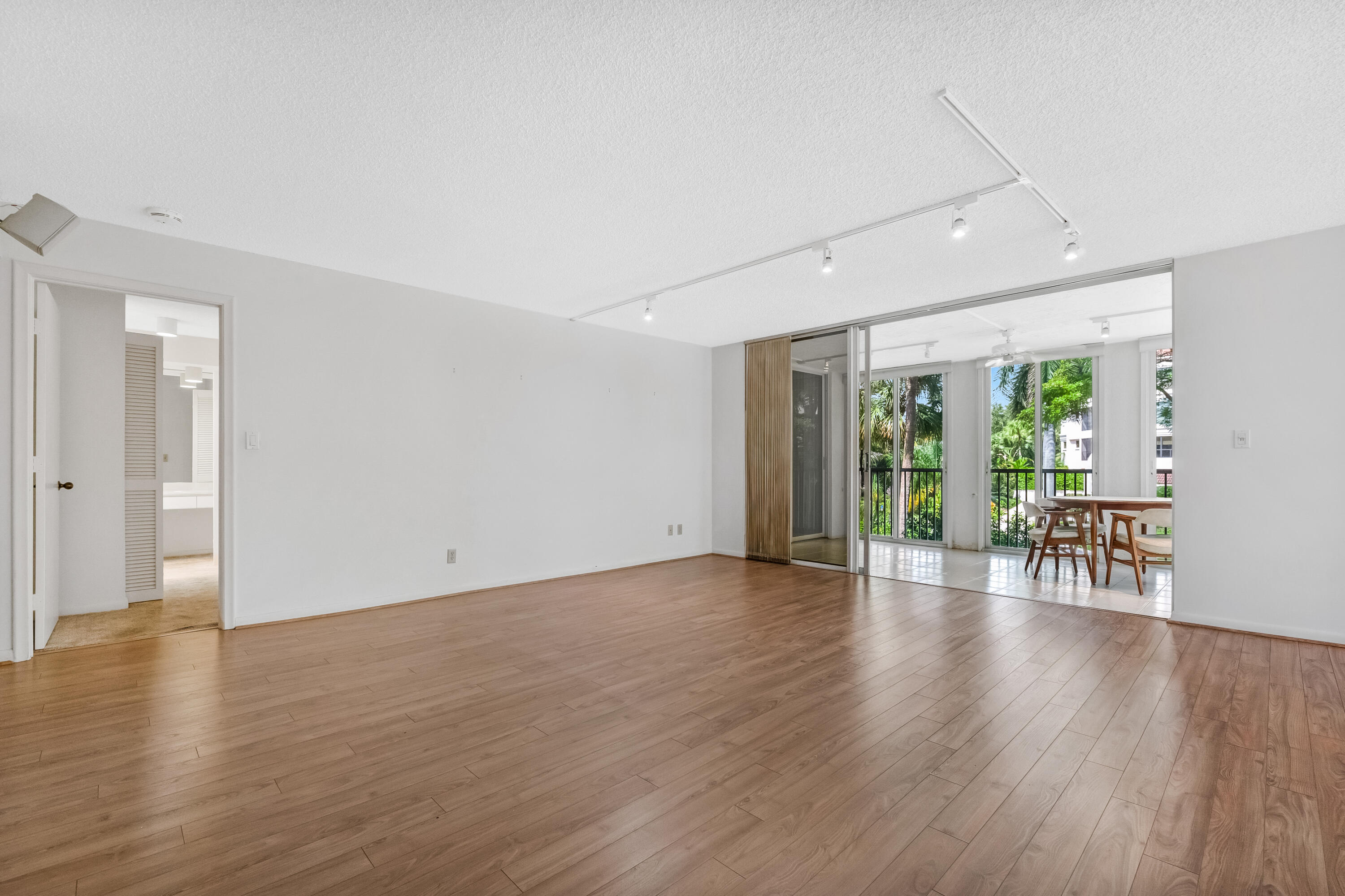 7370 Orangewood ##208, Boca Raton FL 33433