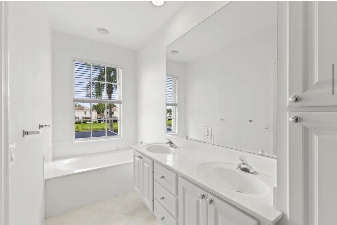 2006 Tigris, West Palm Beach FL 33411