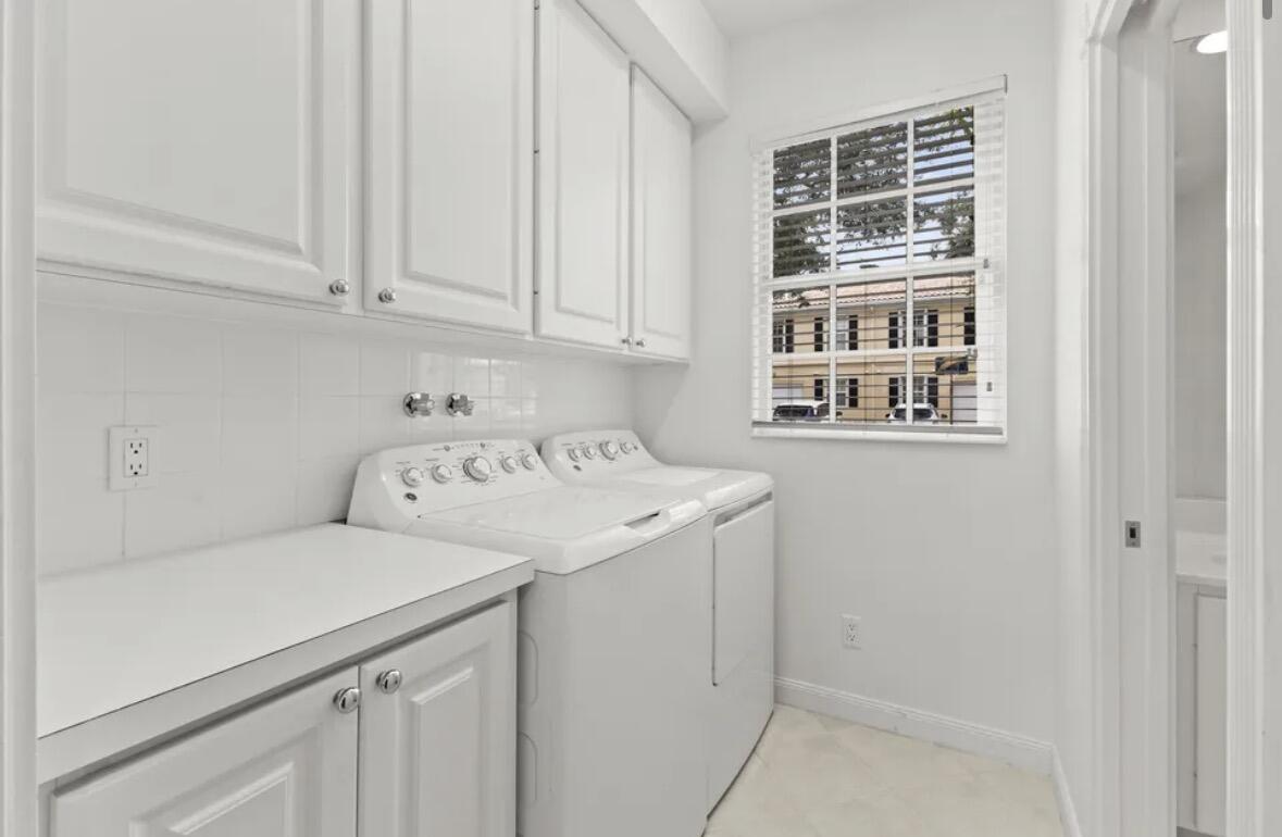 2006 Tigris, West Palm Beach FL 33411