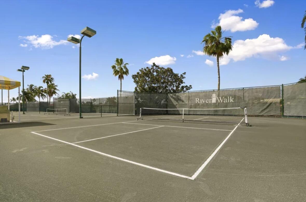 2006 Tigris, West Palm Beach FL 33411