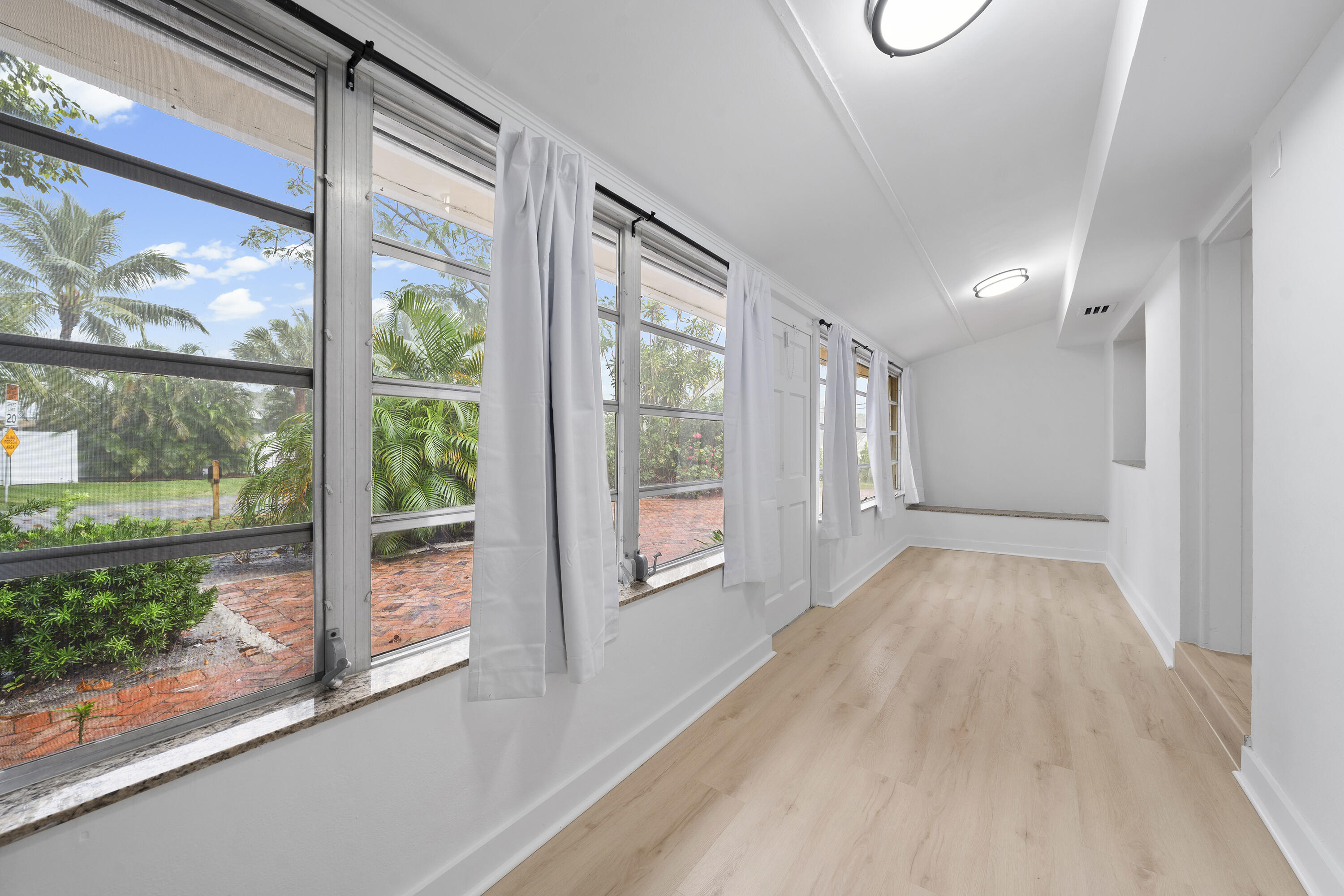 199 NW 9TH, Boca Raton FL 33432