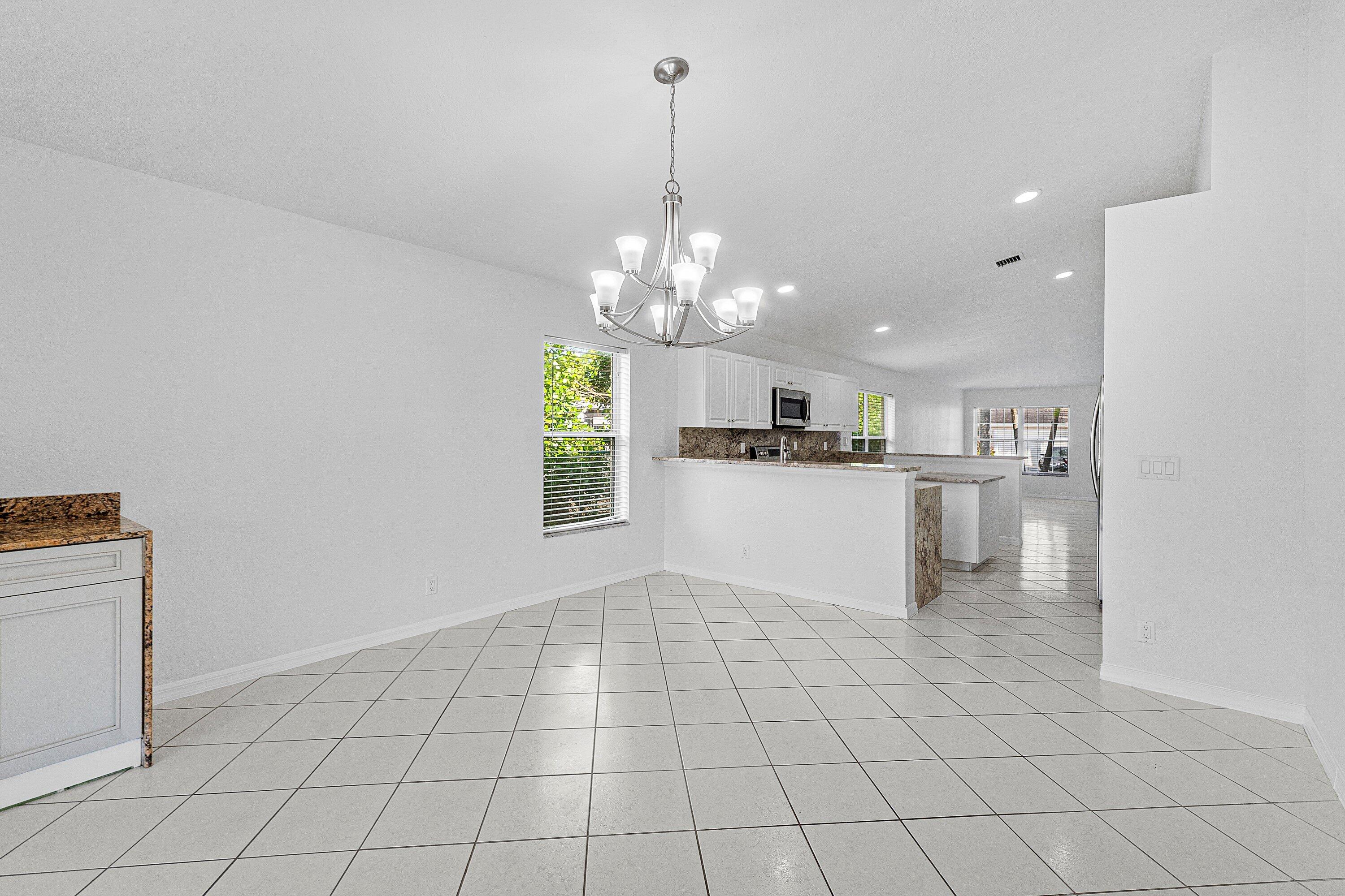 5427 Club, Haverhill FL 33415