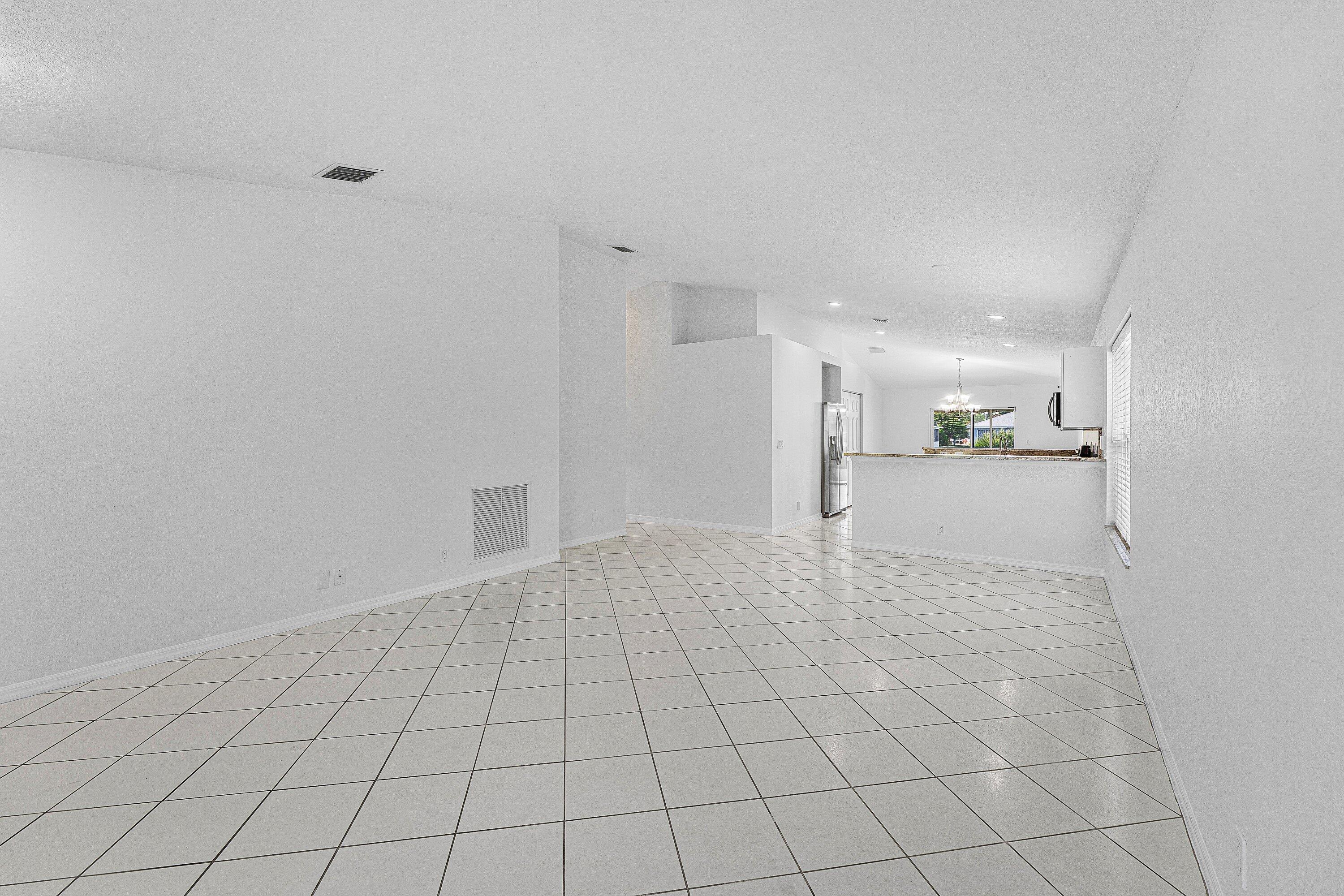 5427 Club, Haverhill FL 33415
