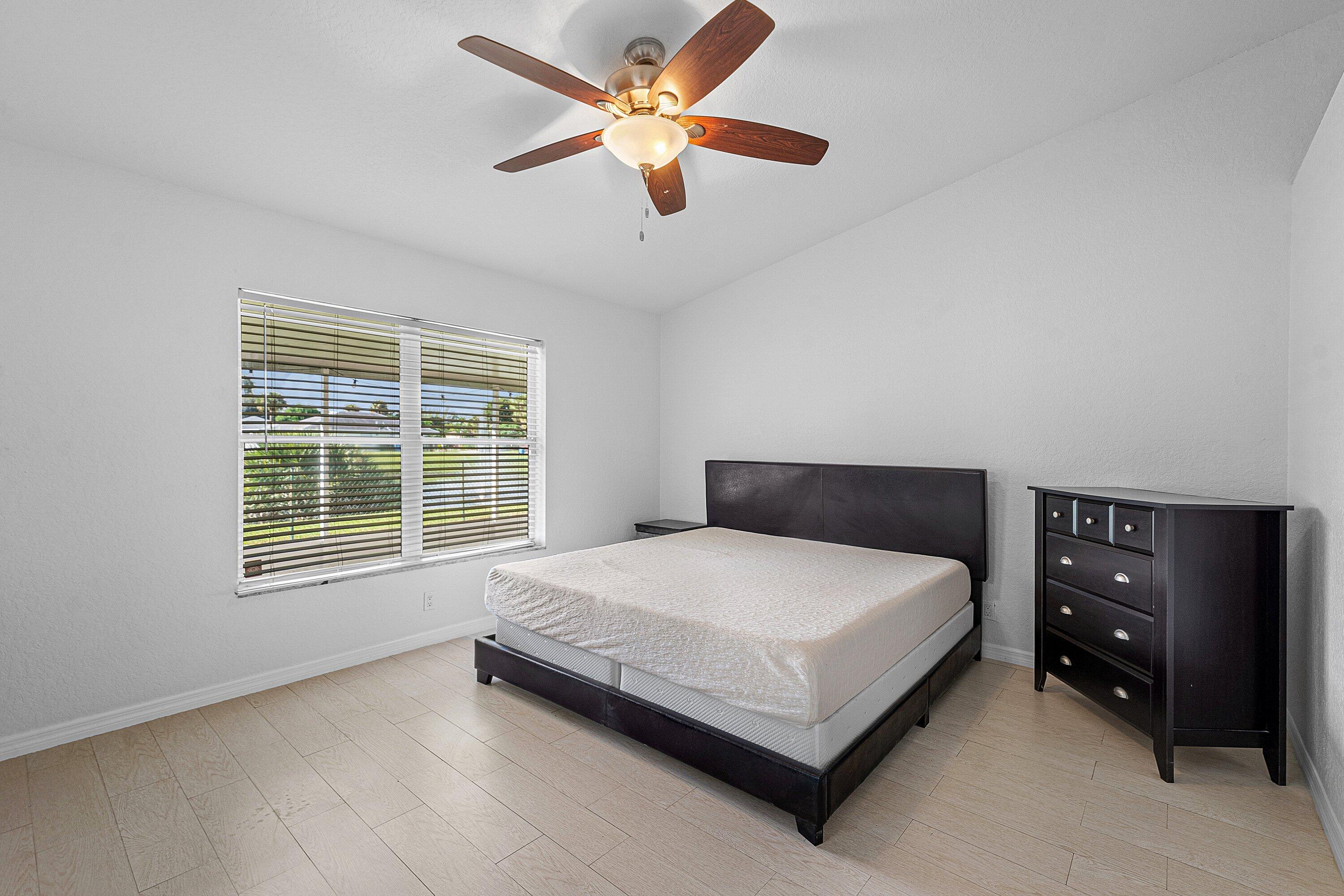 5427 Club, Haverhill FL 33415