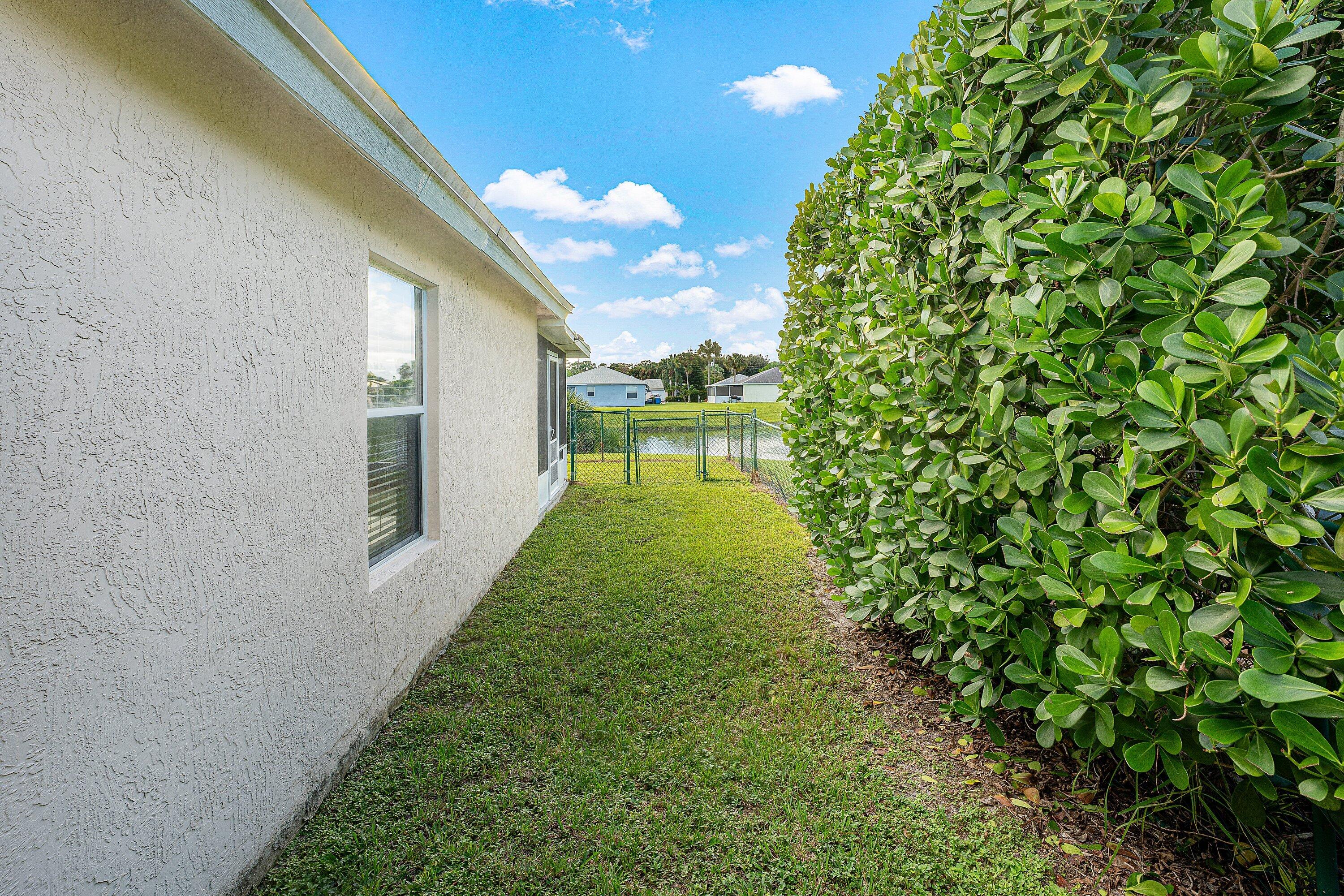 5427 Club, Haverhill FL 33415