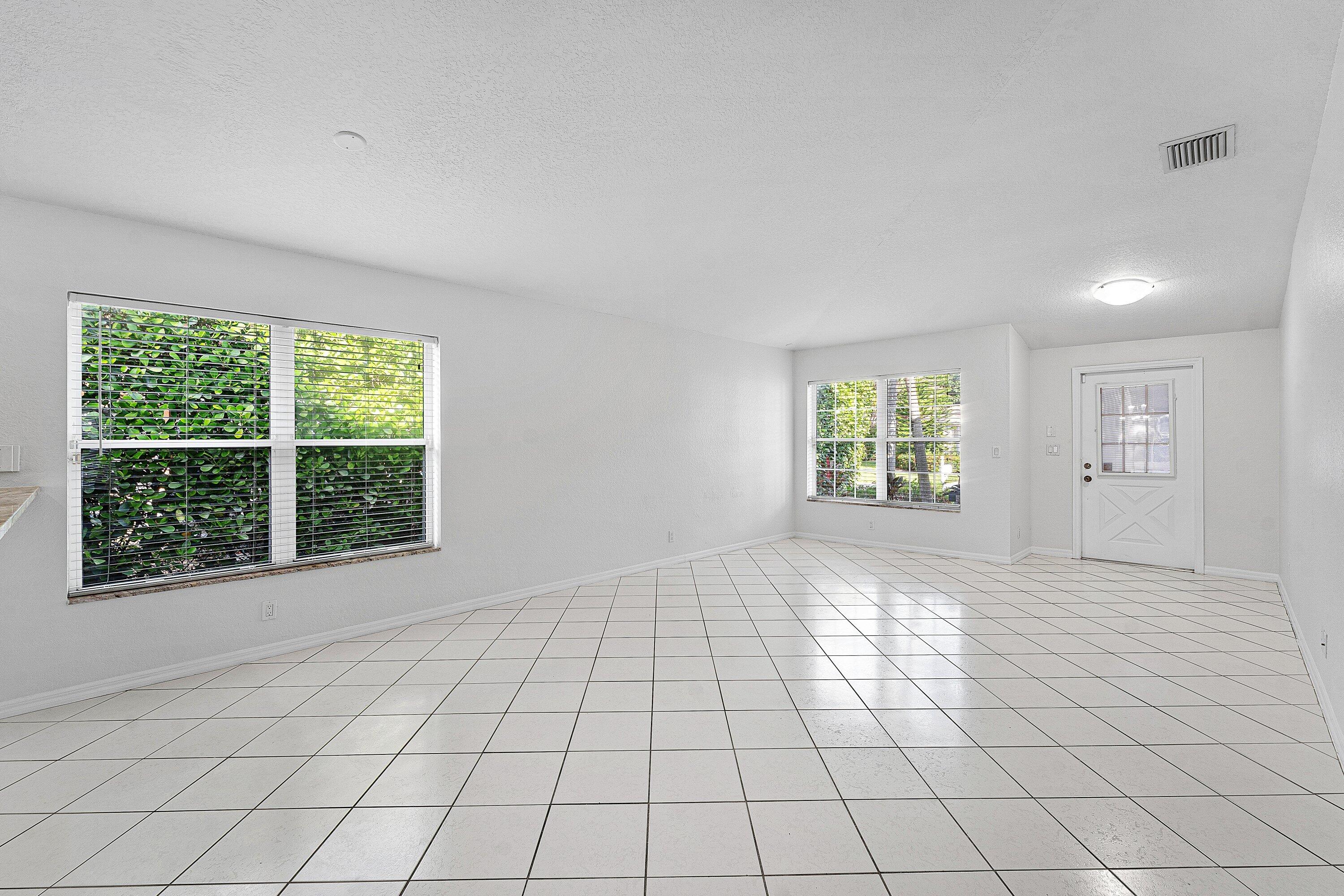 5427 Club, Haverhill FL 33415