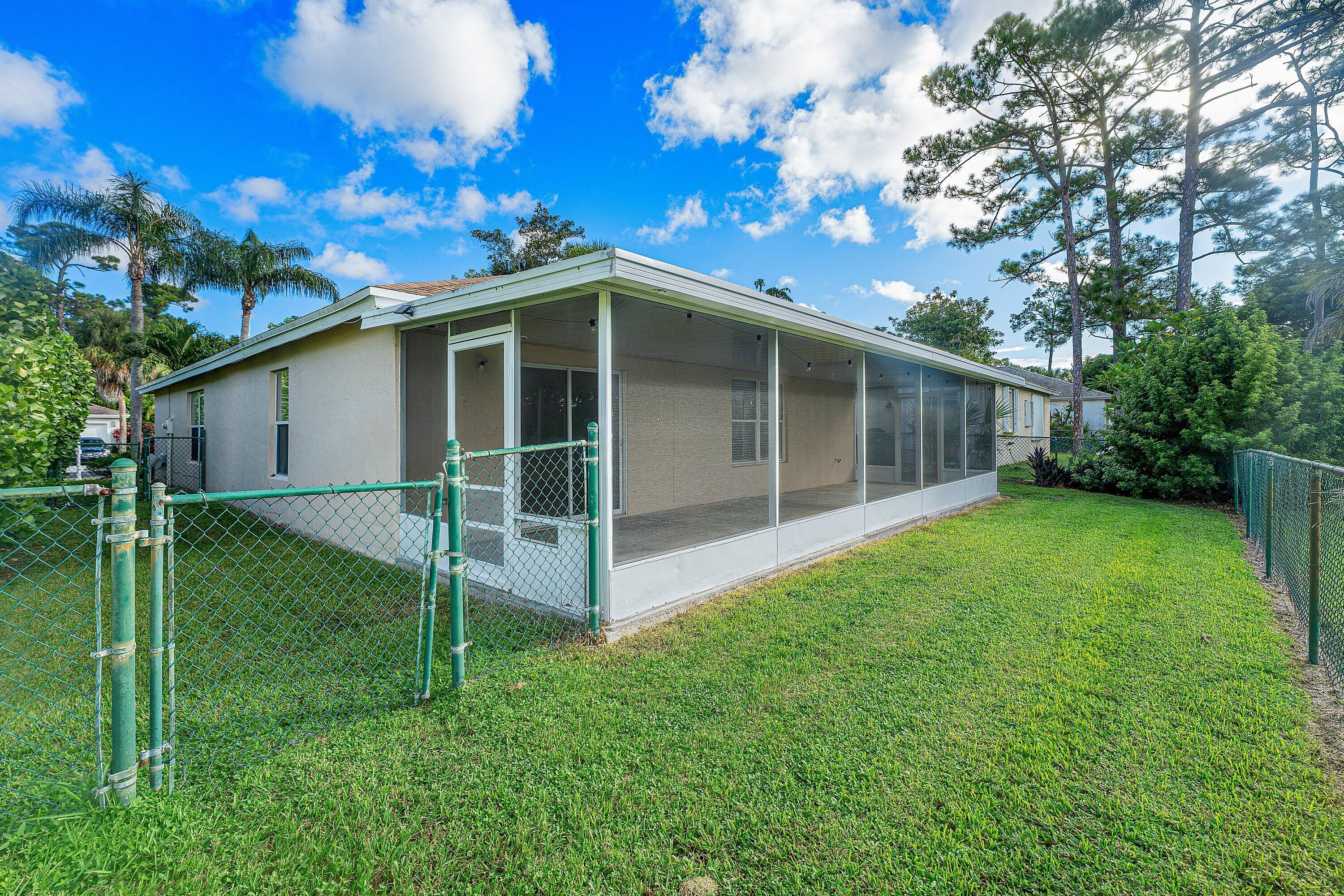 5427 Club, Haverhill FL 33415
