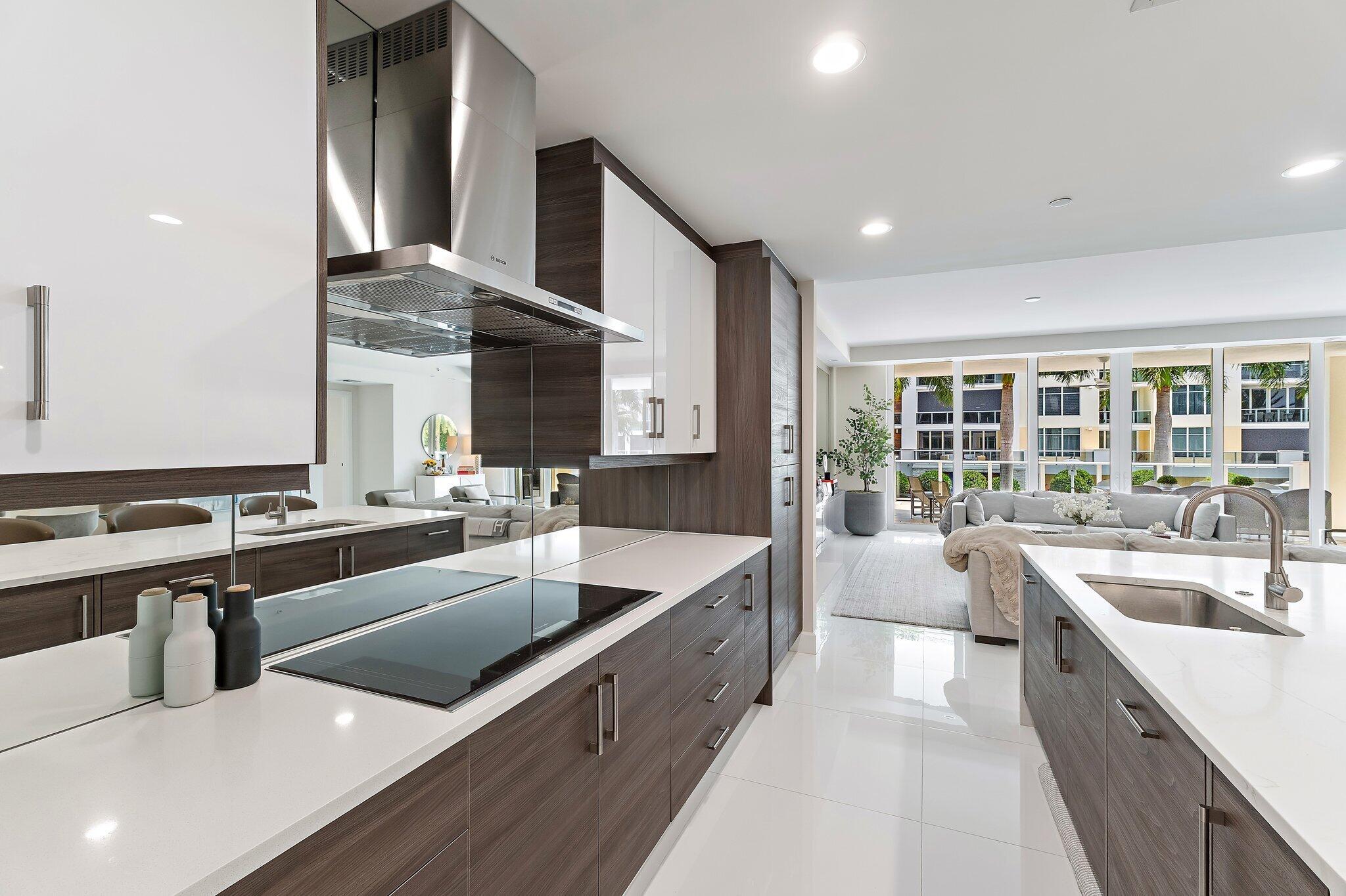 2720 Donald Ross #202, Palm Beach Gardens FL 33410