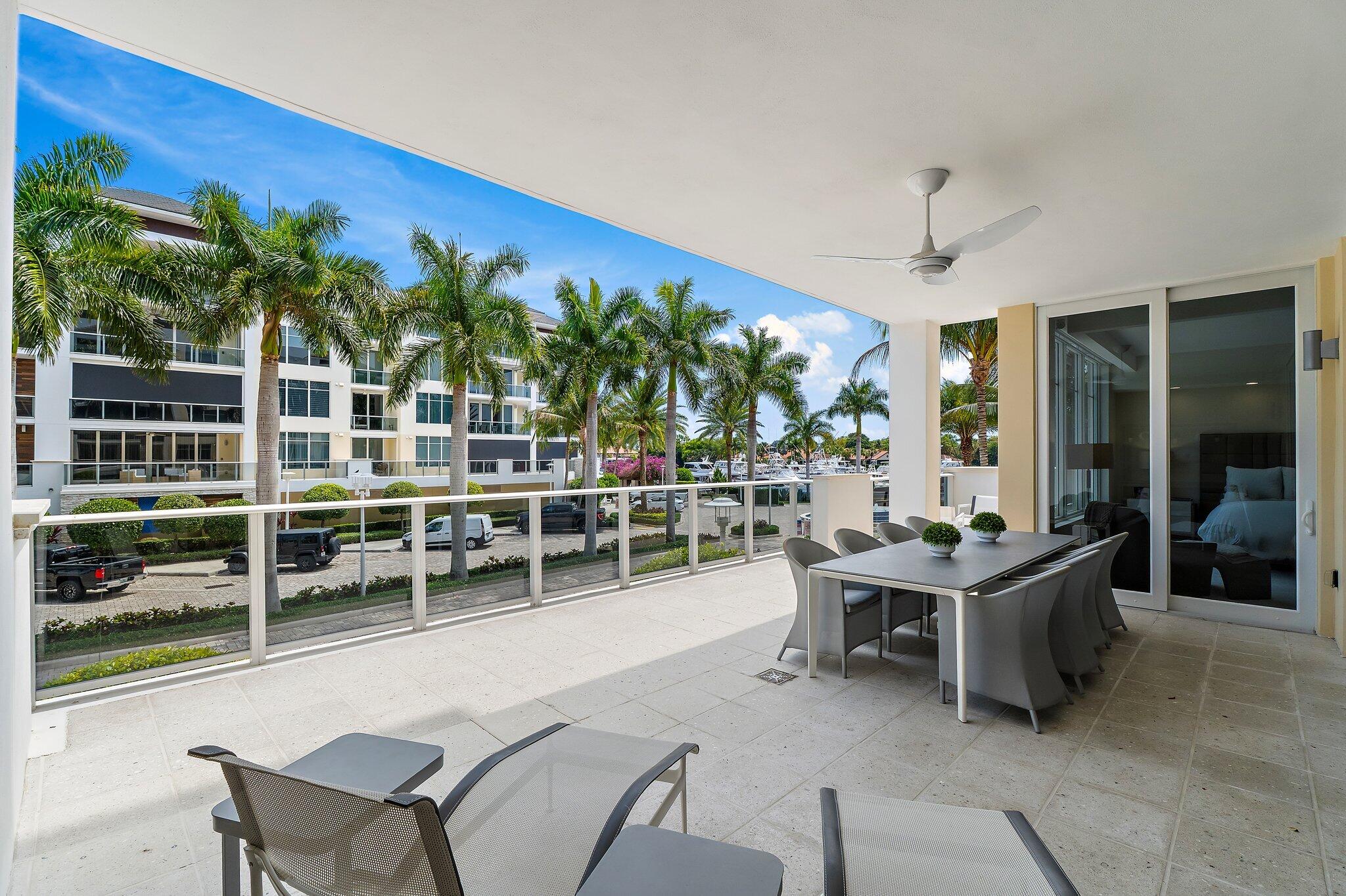 2720 Donald Ross #202, Palm Beach Gardens FL 33410