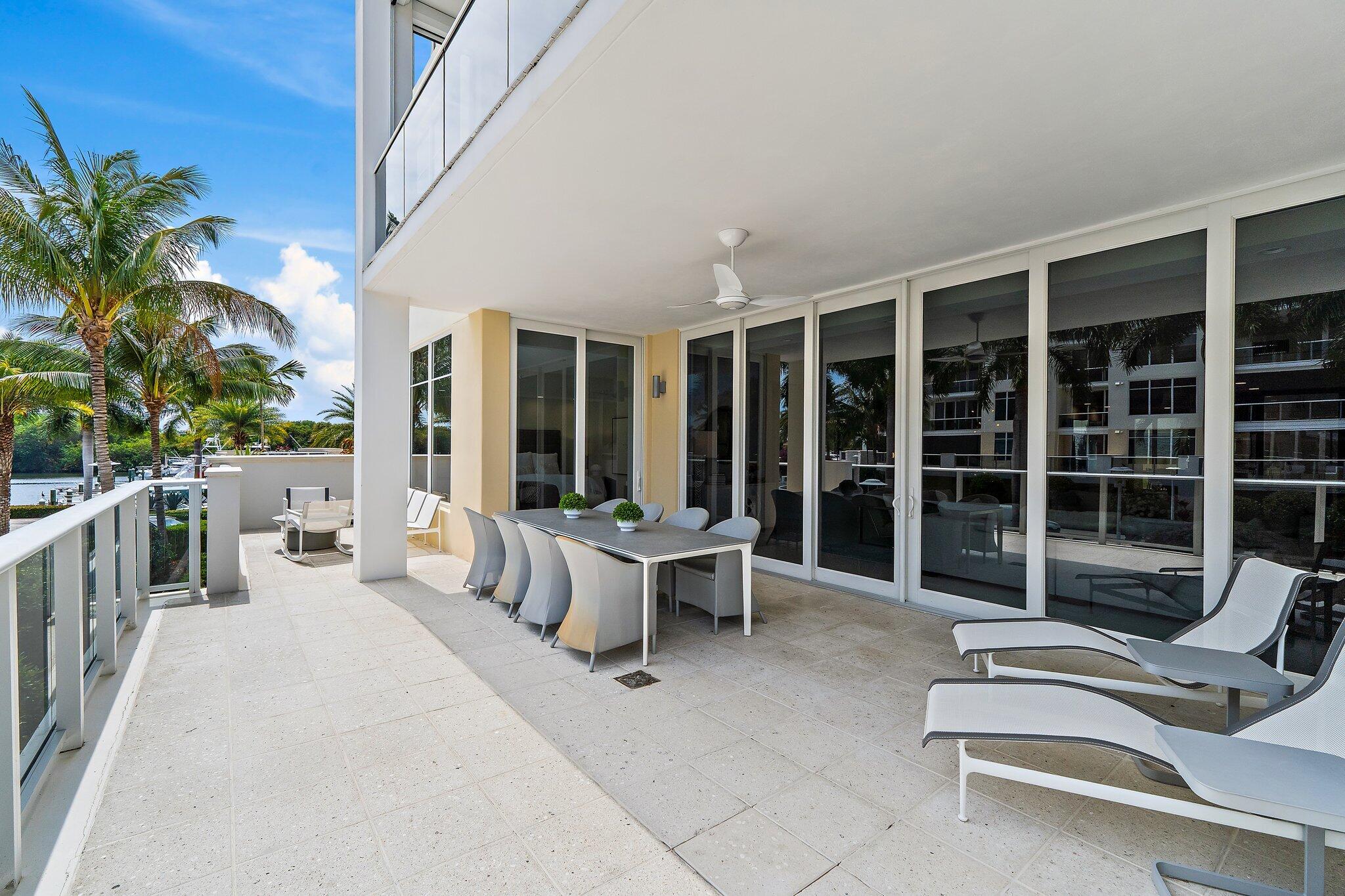 2720 Donald Ross #202, Palm Beach Gardens FL 33410
