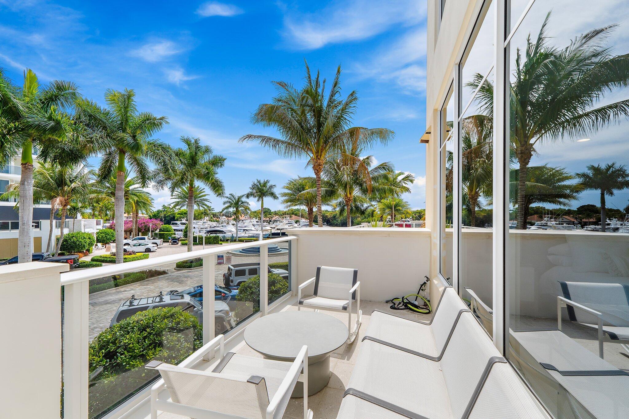2720 Donald Ross #202, Palm Beach Gardens FL 33410