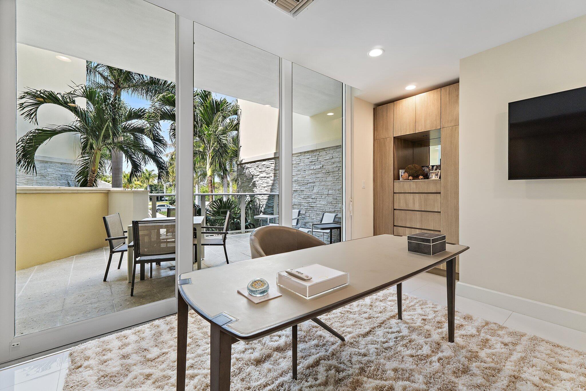 2720 Donald Ross #202, Palm Beach Gardens FL 33410