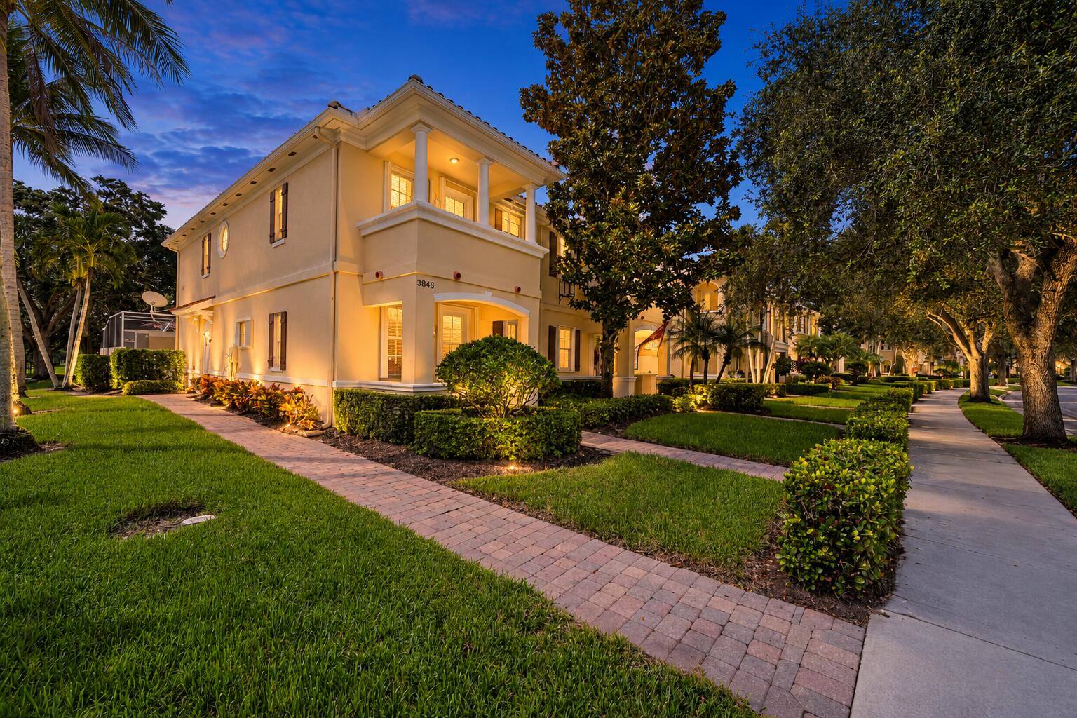3846 Greenway, Jupiter FL 33458