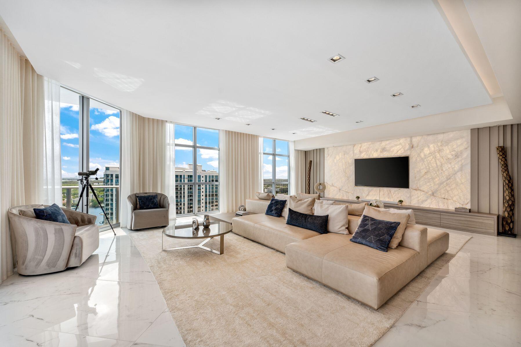 17301 BISCAYNE #PH-7, North Miami Beach FL 33160