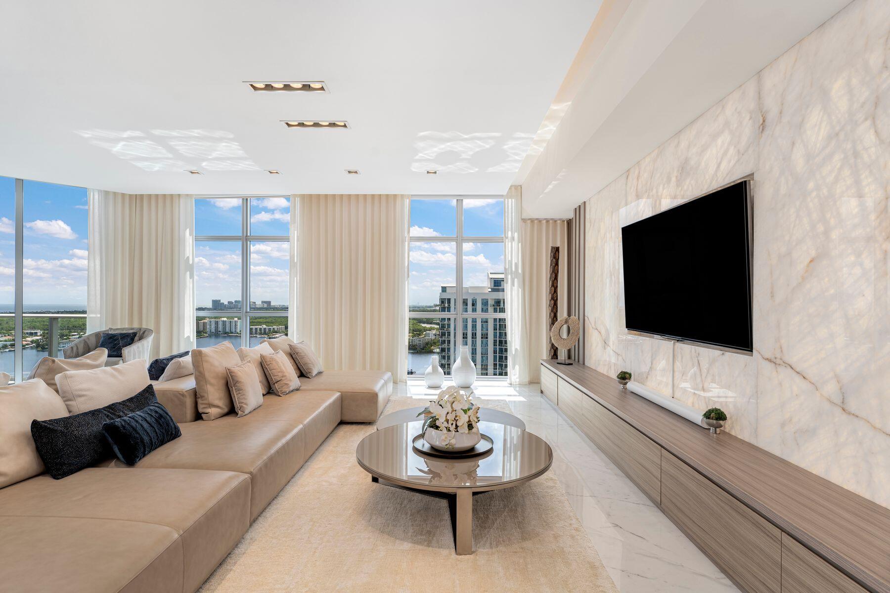 17301 BISCAYNE #PH-7, North Miami Beach FL 33160