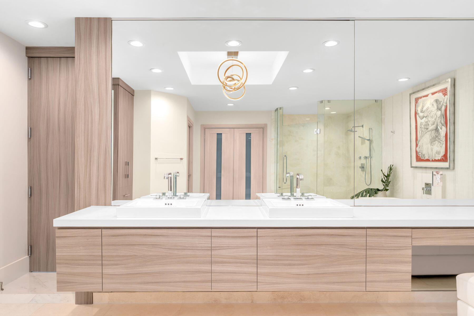 17301 BISCAYNE #PH-7, North Miami Beach FL 33160