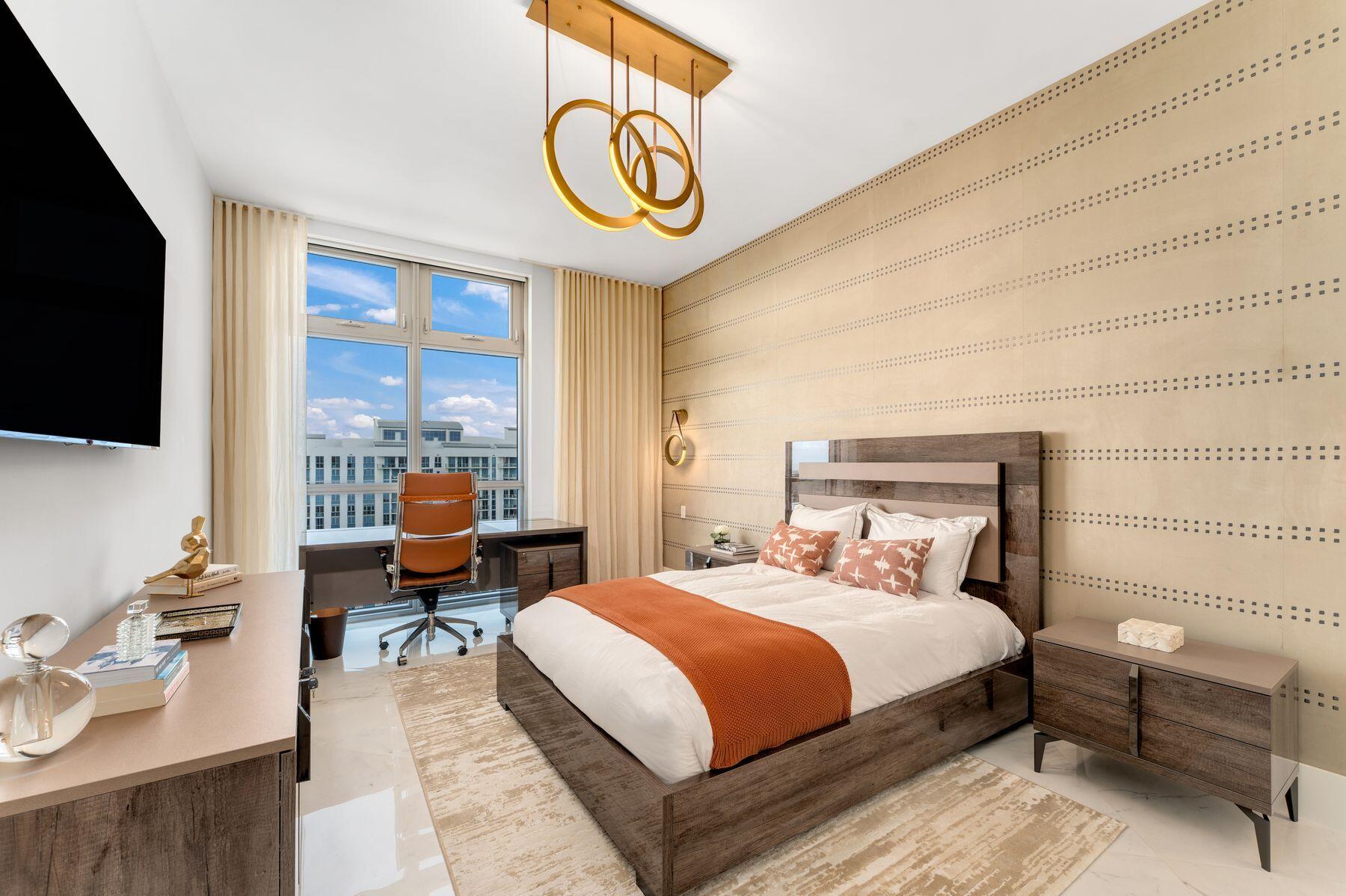 17301 BISCAYNE #PH-7, North Miami Beach FL 33160